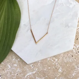 14KT Rose Gold "V" Geometric Pendant Chain Necklace