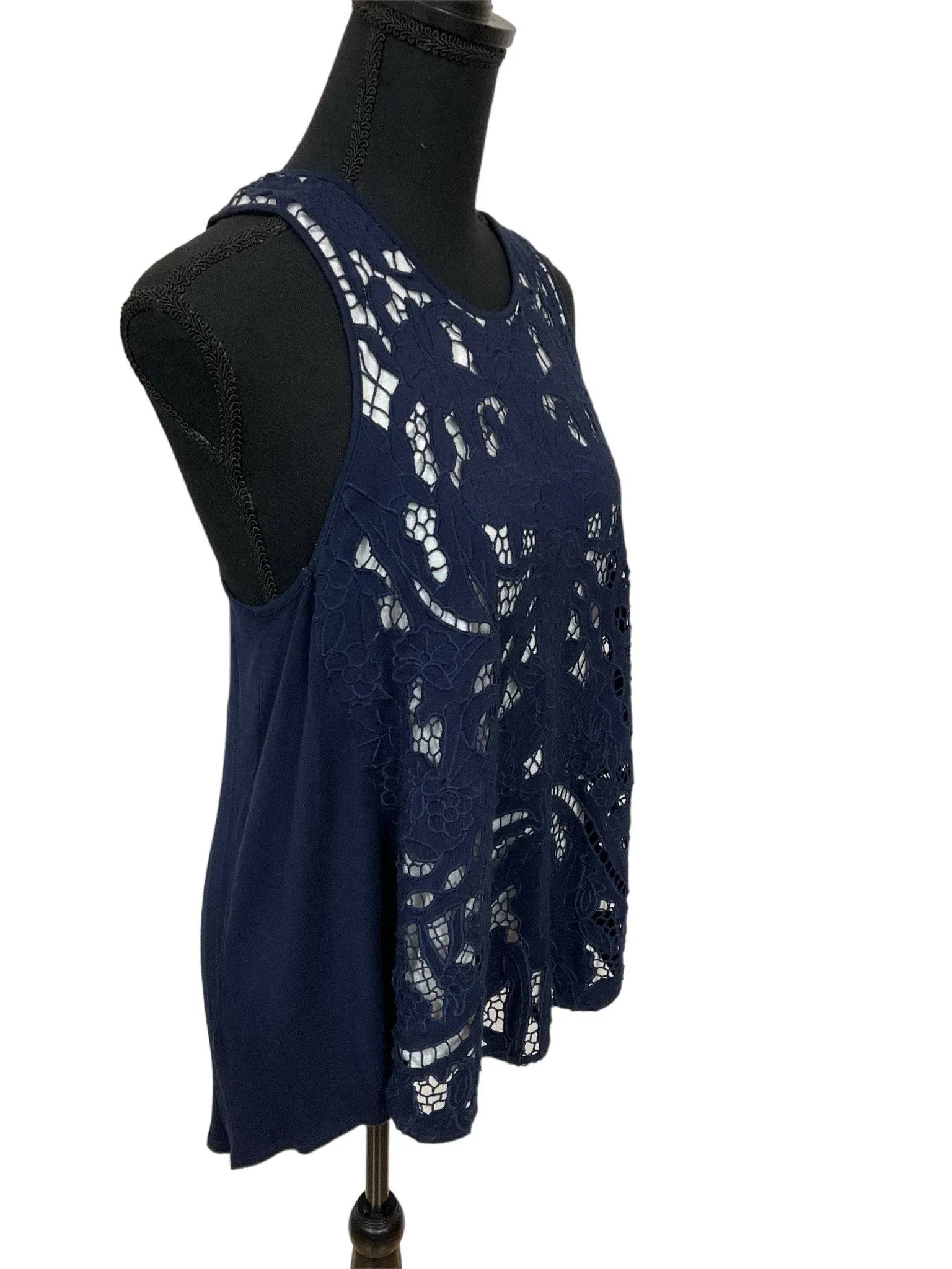 Akemi & Kim Navy Blouse Size Medium