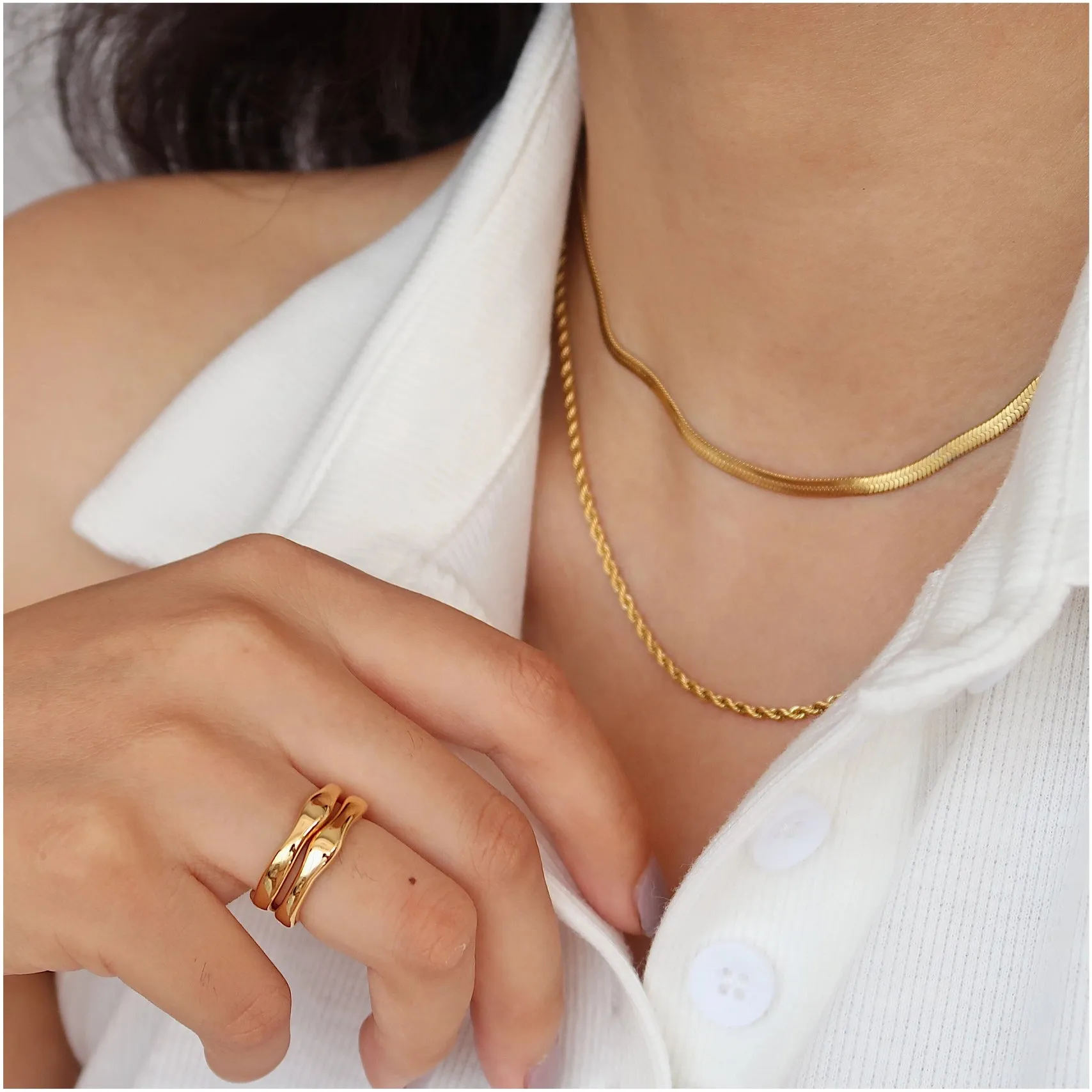 Bella Herringbone Snake Chain Necklace - Gold
