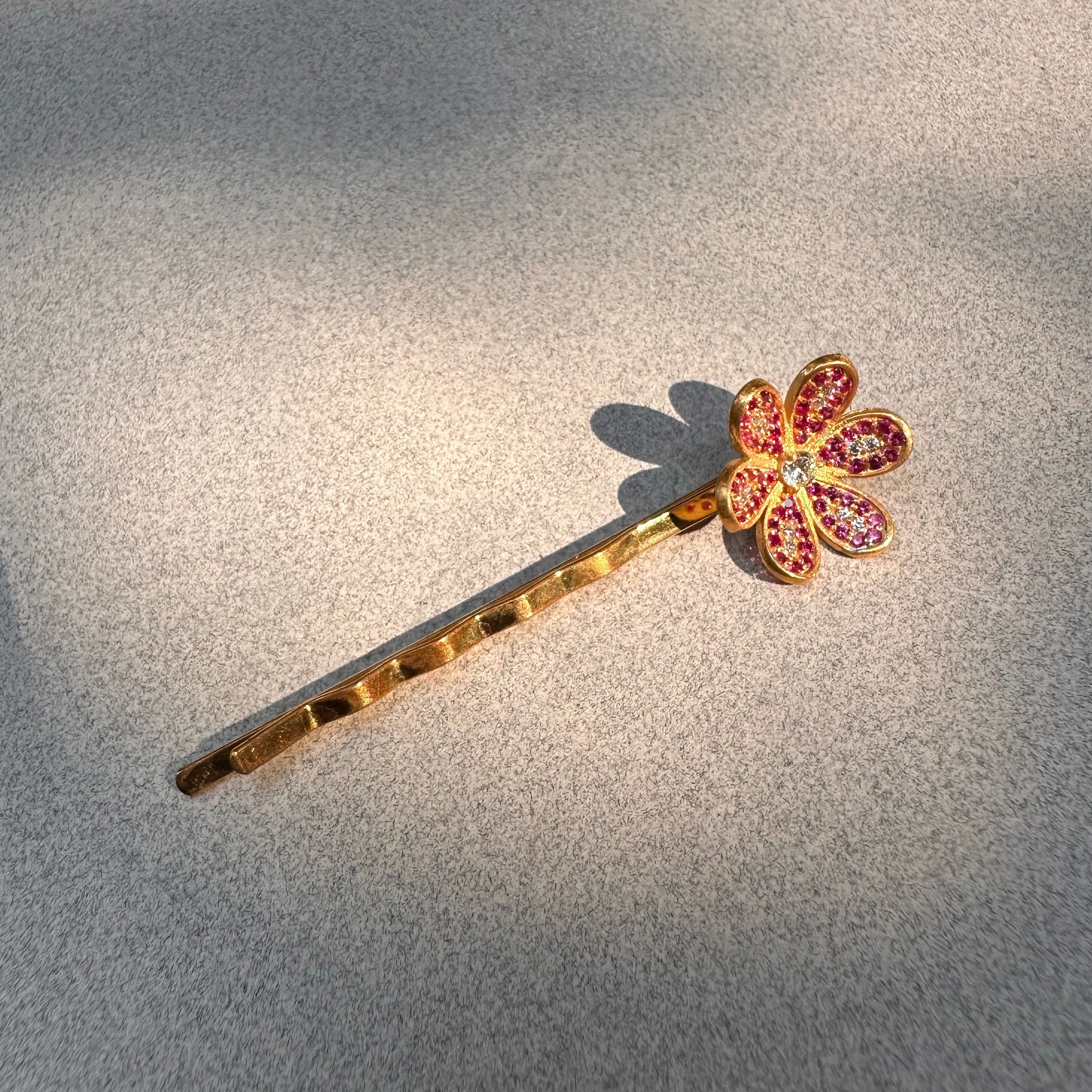 Bianca Pin