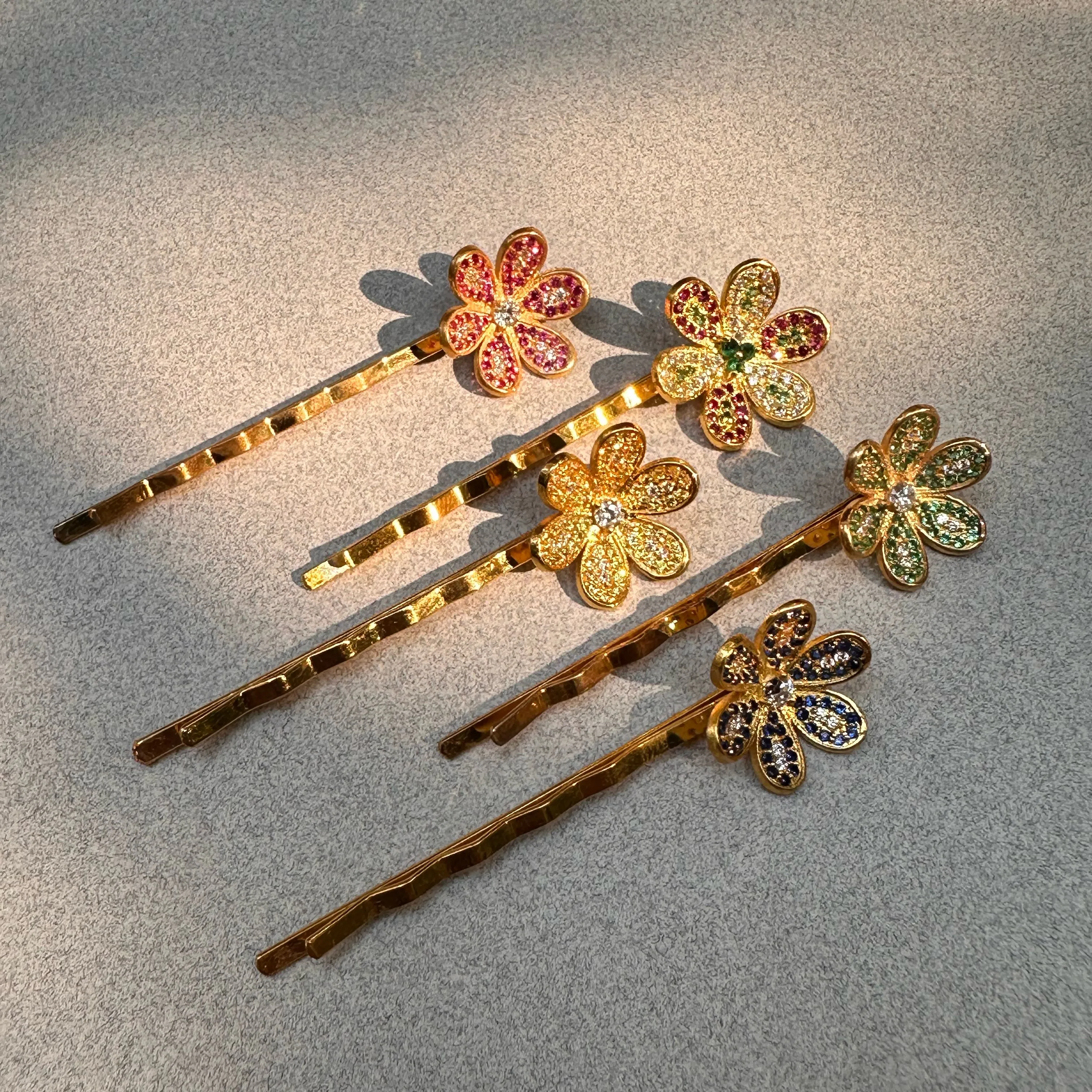 Bianca Pin