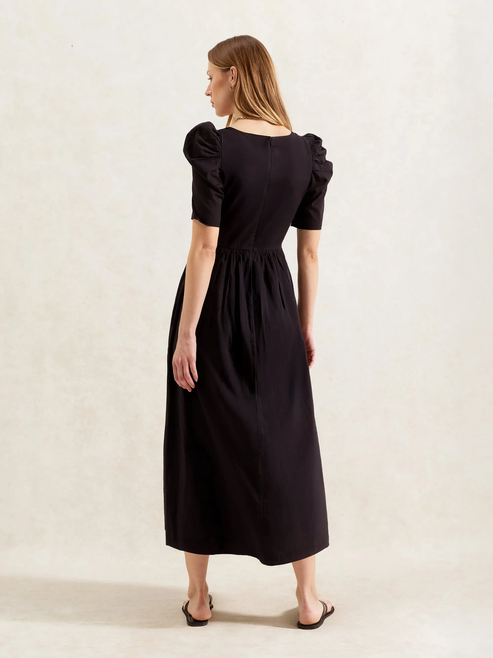 Black Sweetheart Neckline Cotton Midi Dress
