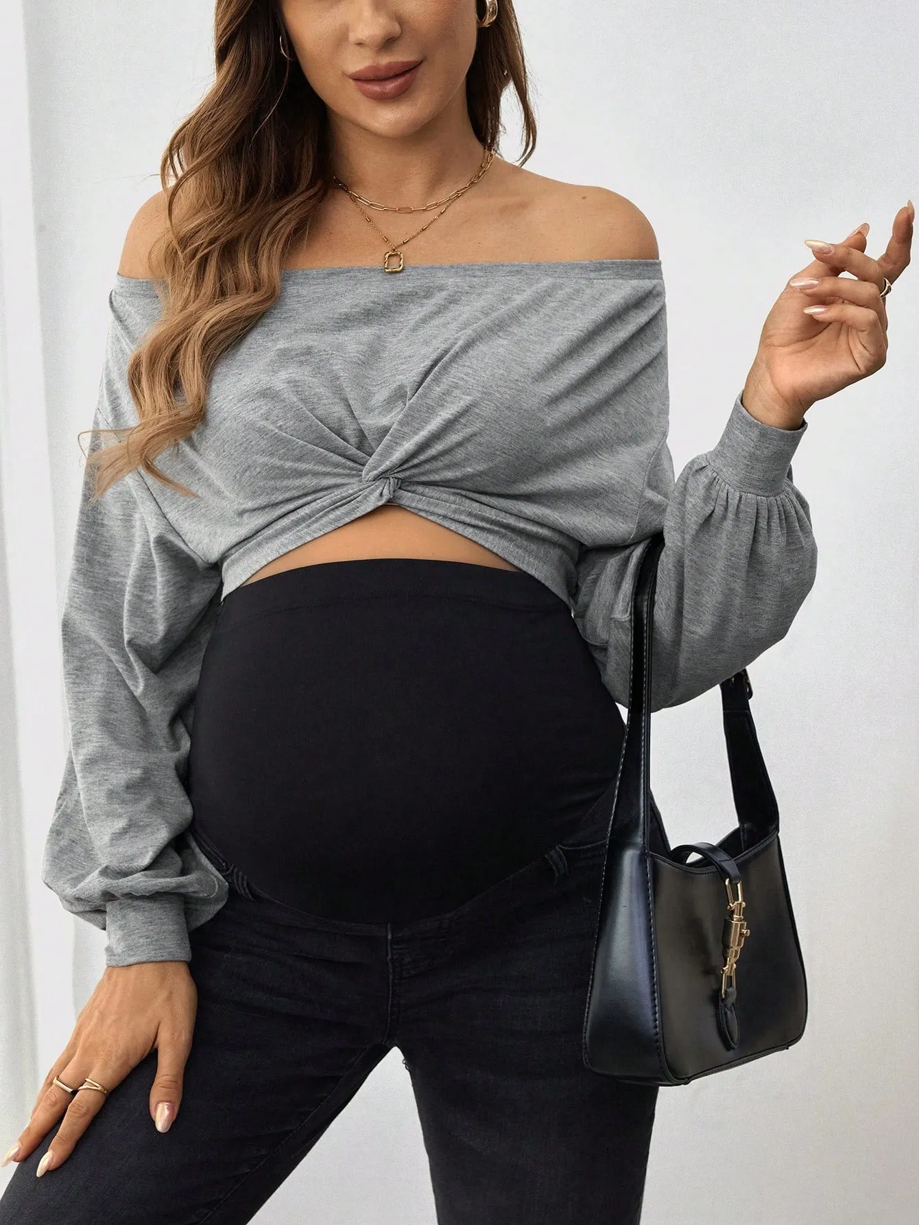 Camiseta minimalista para futuras mamás en