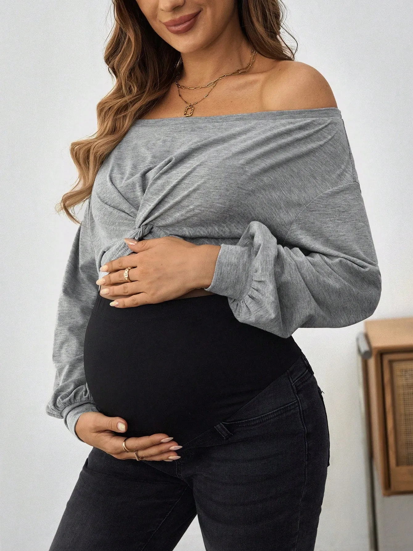 Camiseta minimalista para futuras mamás en