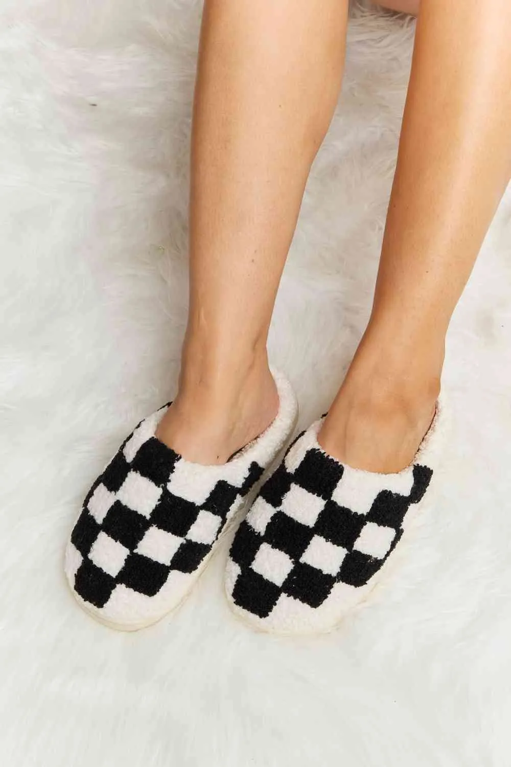 Checkered Plush Slippers