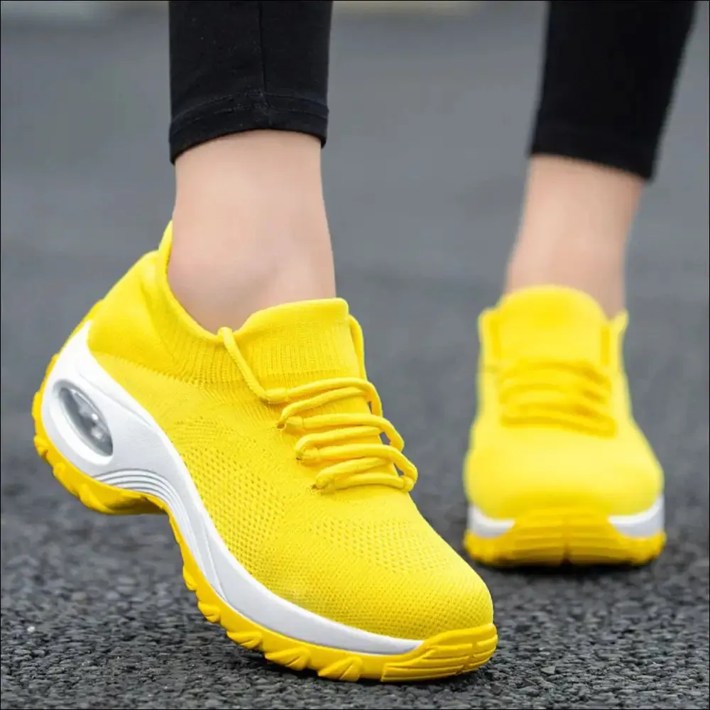 Chic Lace Up Round Toe Platform Sneakers