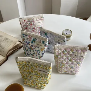 Classic Quilted Daisy Deer Sunflower Floral Soft Small Coin Purse, Cute Coin Purse