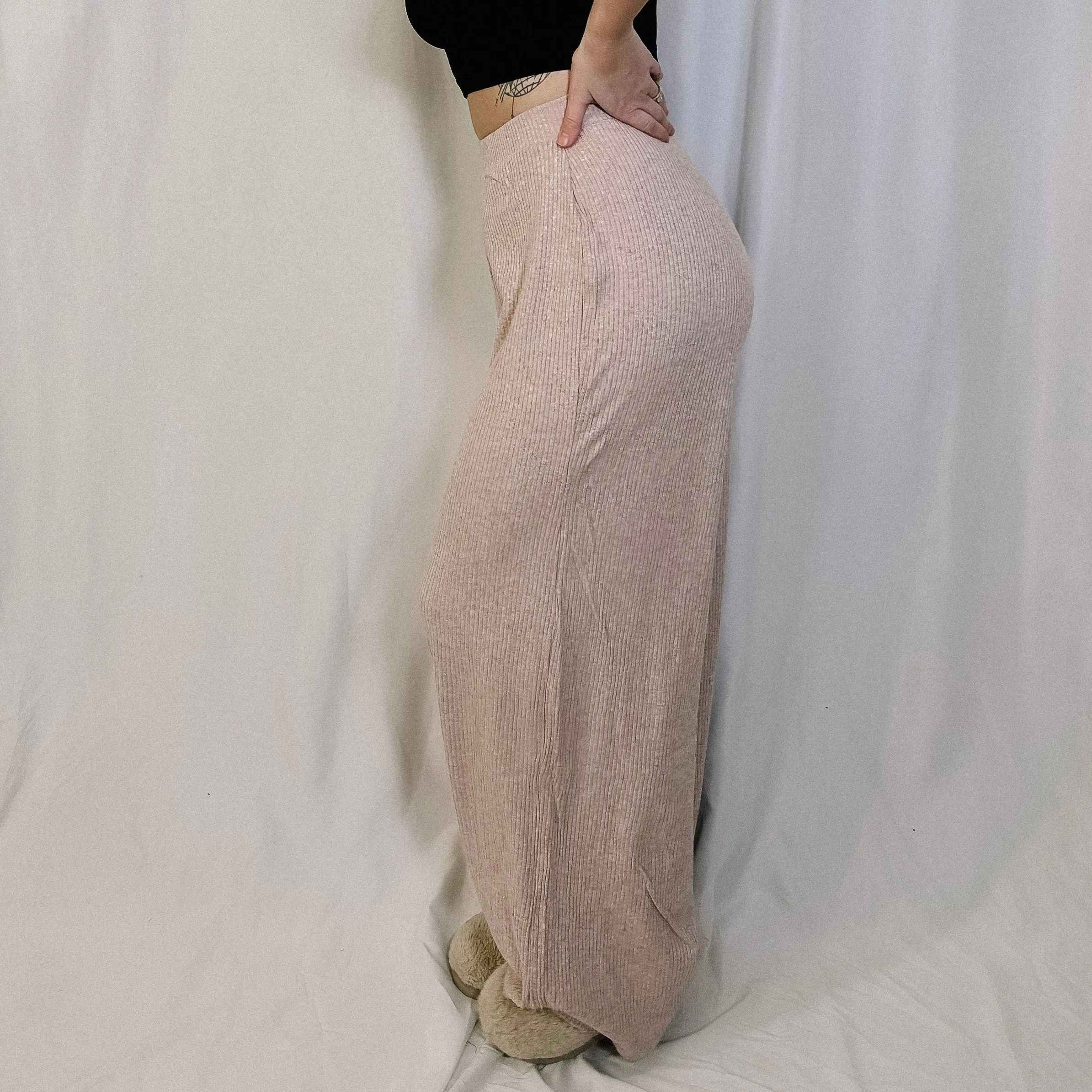 Coffee & Chill Ribbed Pants - Pale Pink