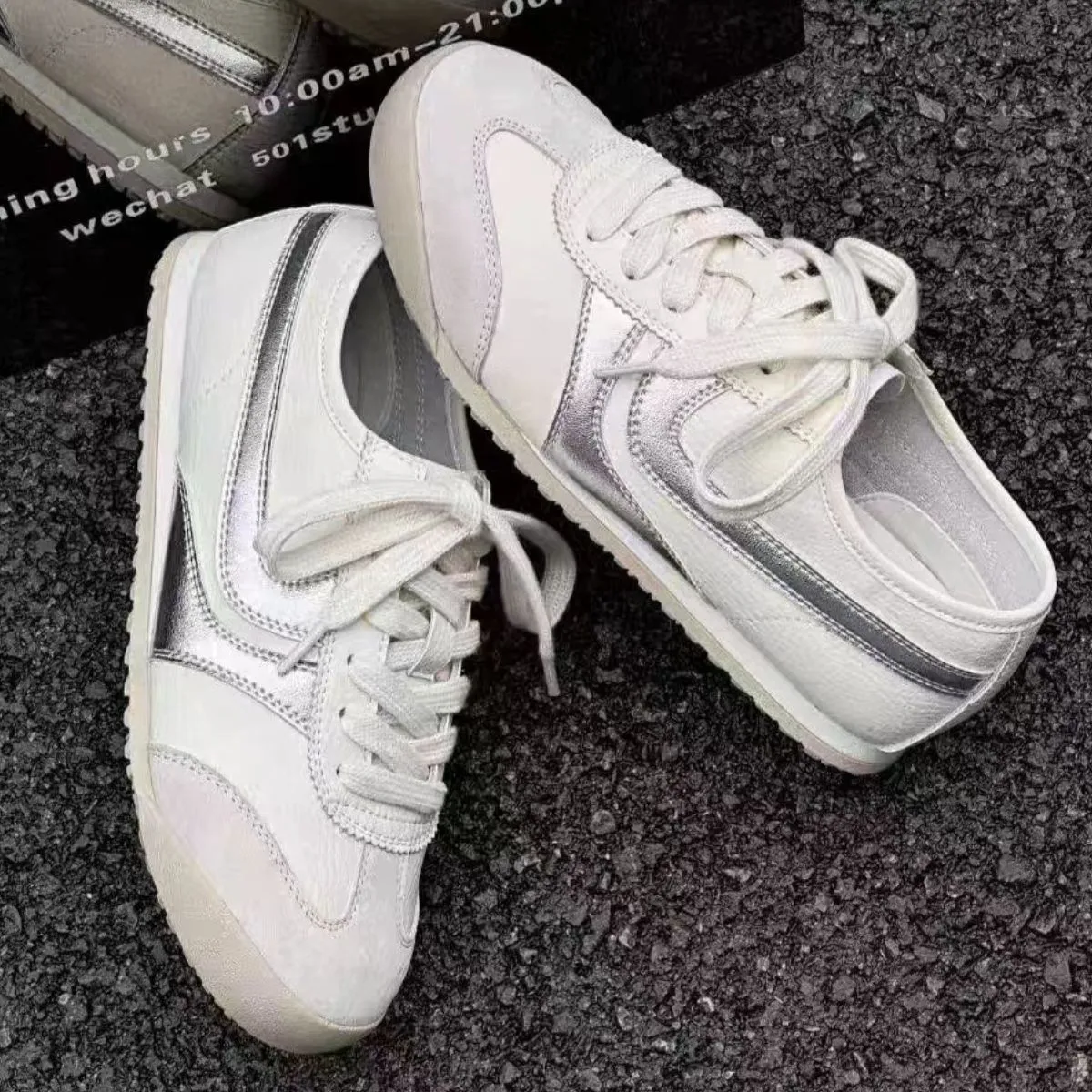 Contrast Line Detail Flats Athletic