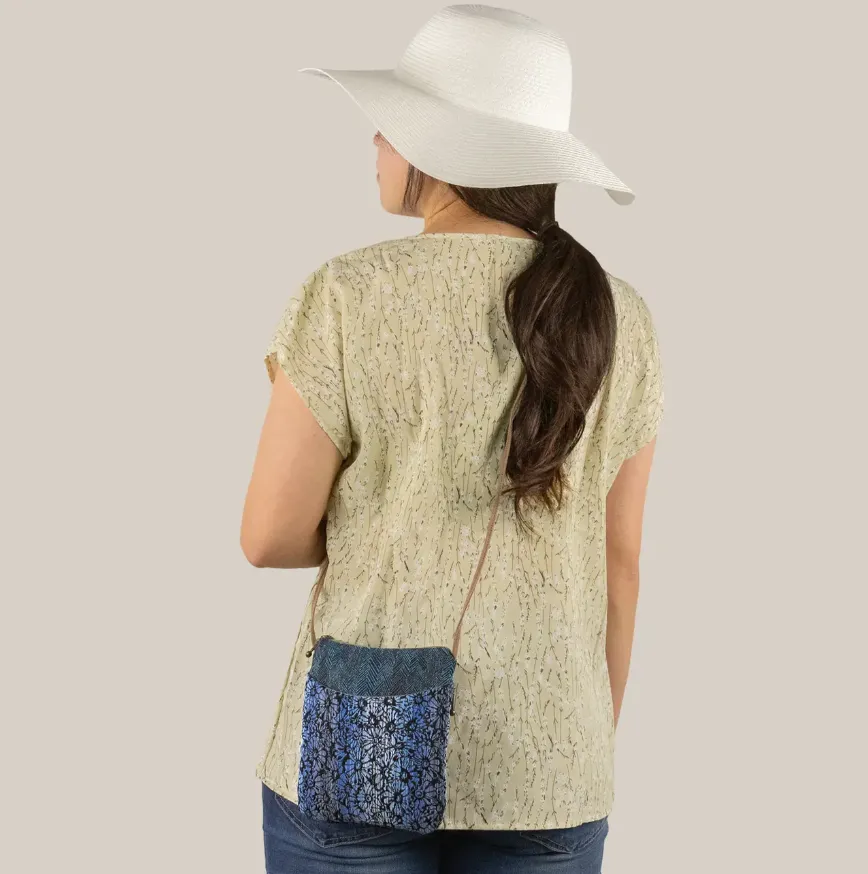 Cupcake Crossbody
