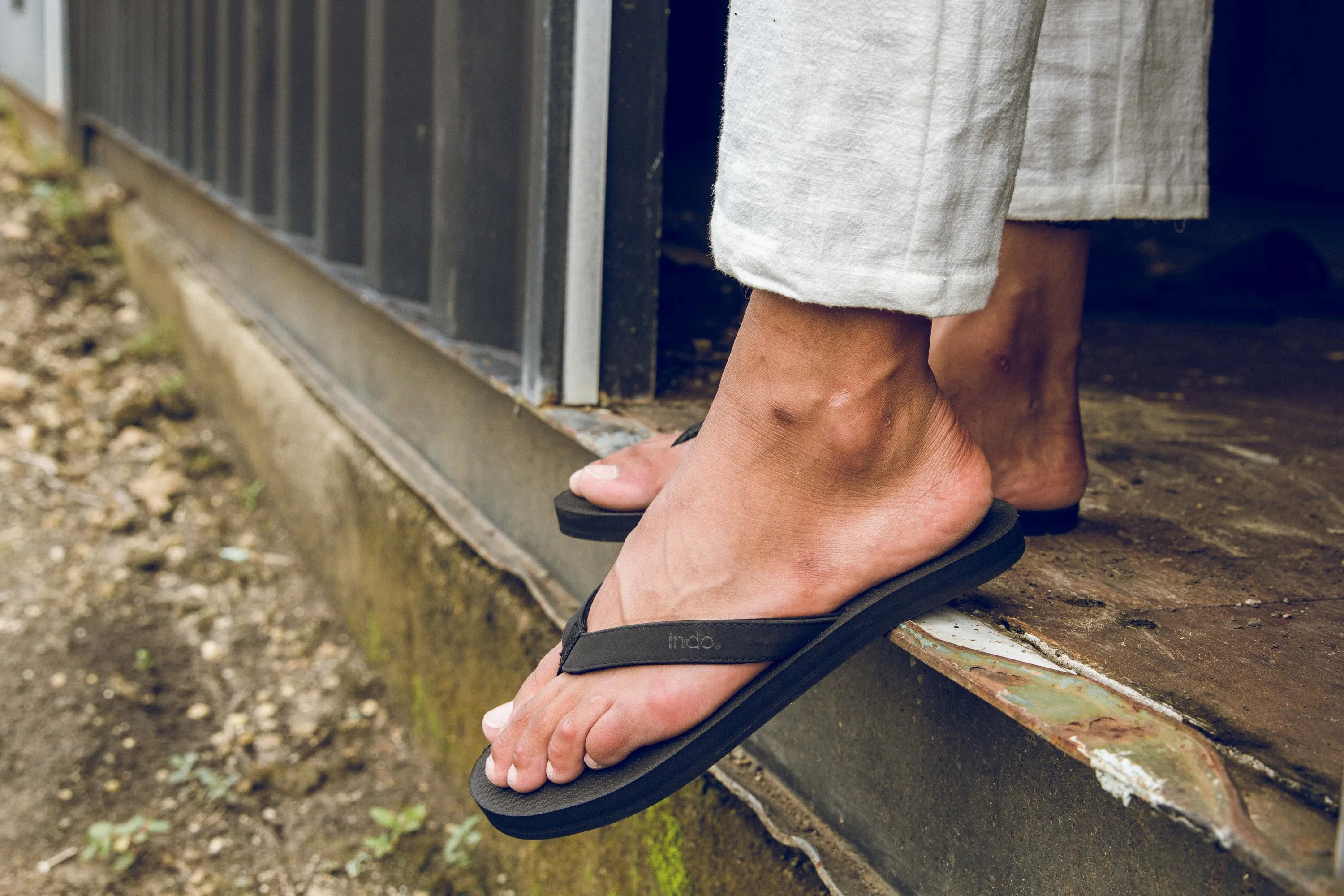 Essential Flip Flop - Men