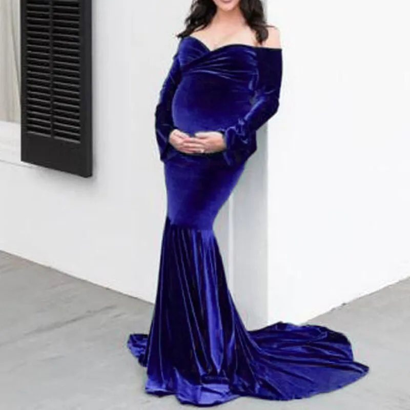 Ethereal Elegance: Long Sleeve Velvet Maternity Dress for Photoshoot