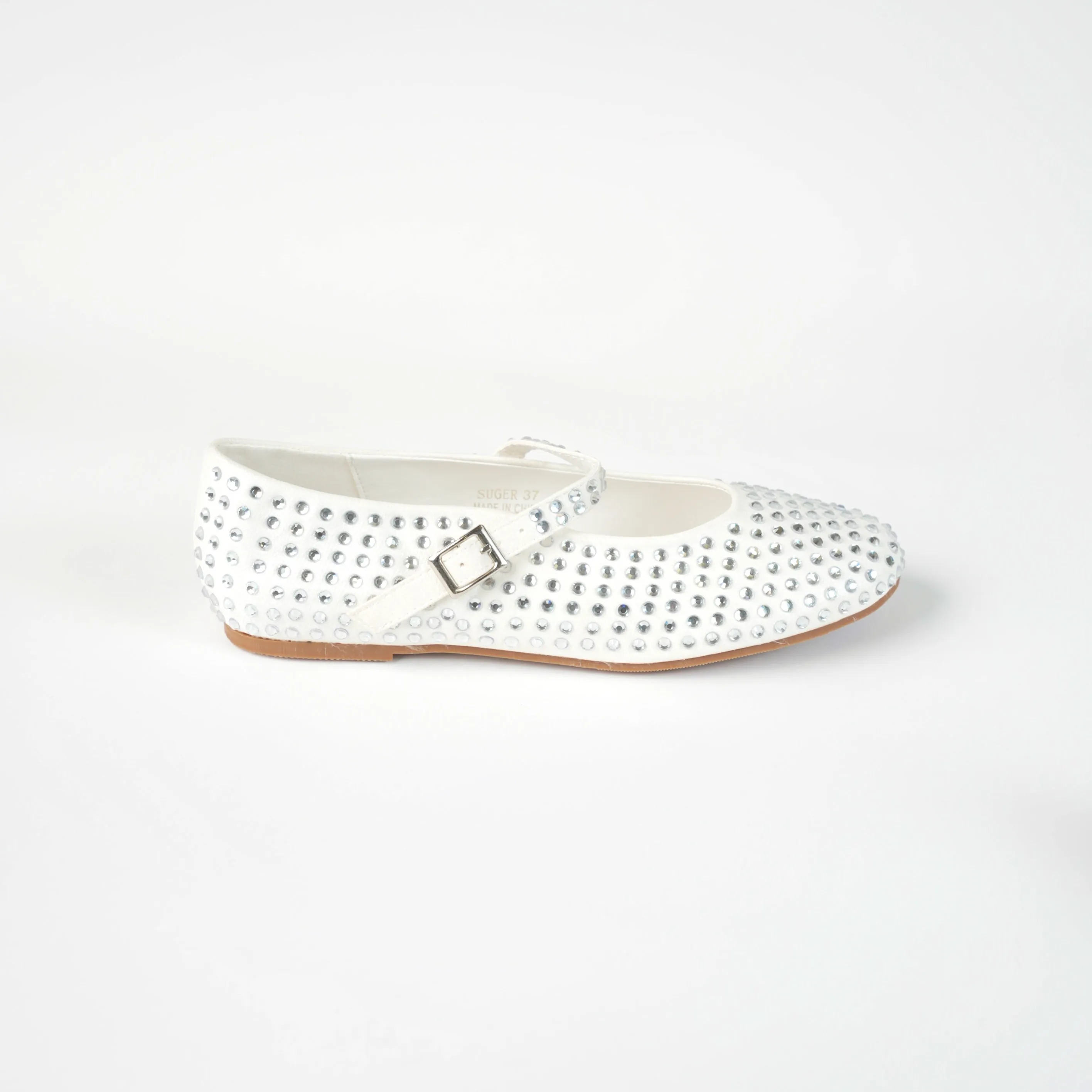 Flat shoe
