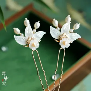 Hair Pin: Shell Leaves