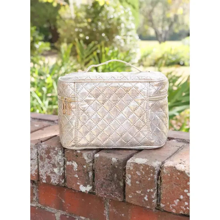 HAMPTON TRAIN CASE