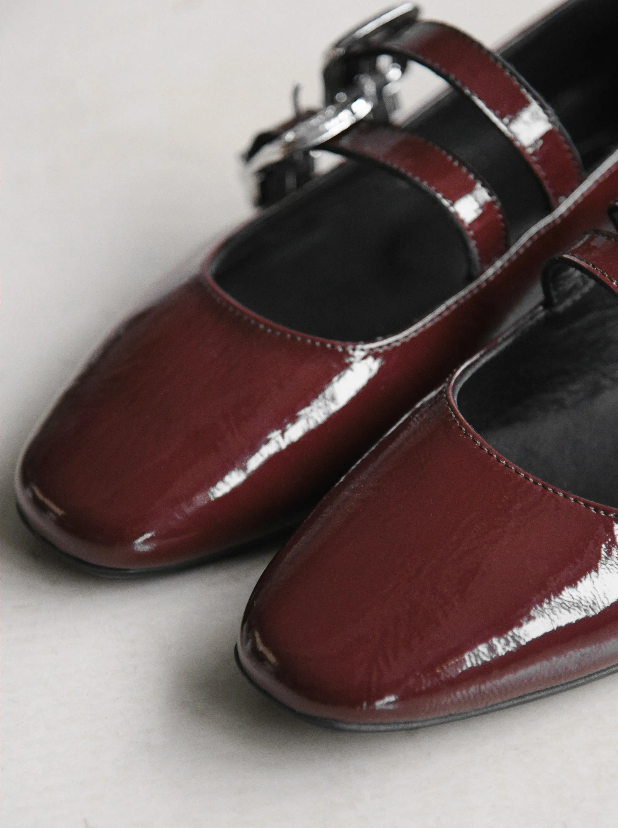 HANNAH BURGUNDY NAPLAK PATENT BALLET FLATS