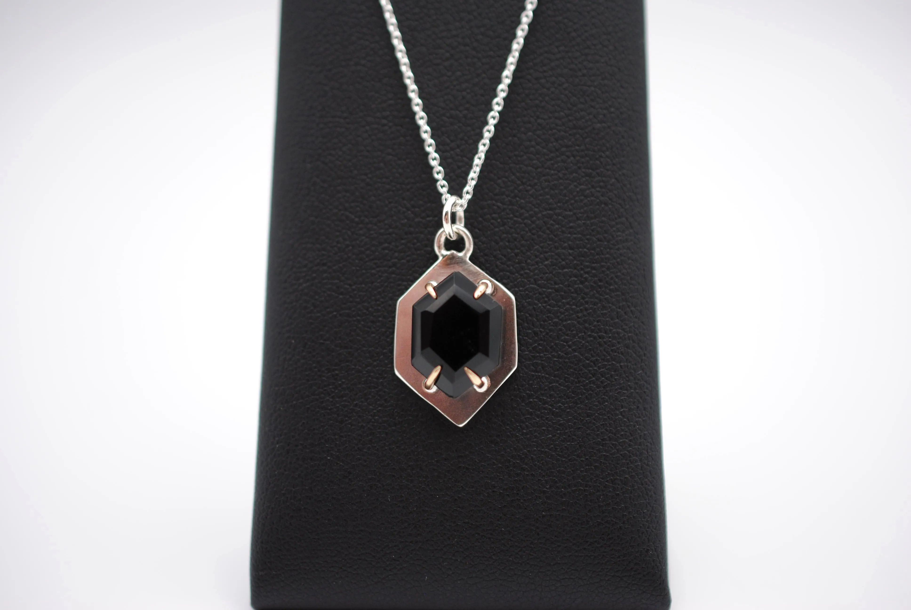 Hexagon Onyx with 14K Yellow Gold Setting Pendant Necklace on a Cable Chain