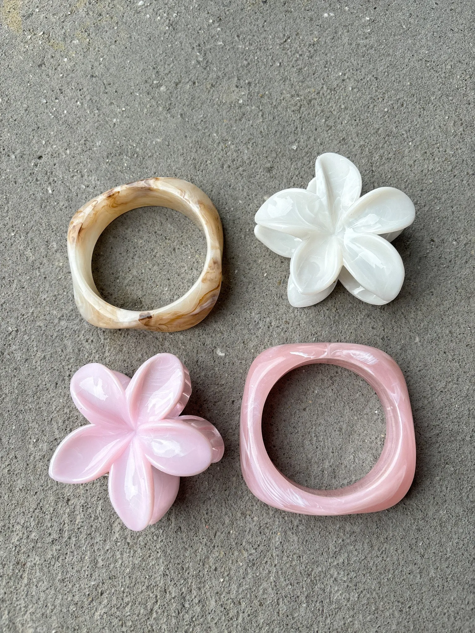 Hibiscus Resin Flower Claw Clips (3col)