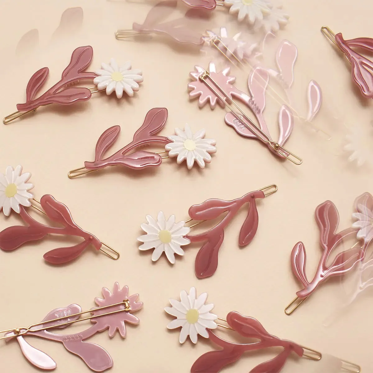 Marguerite Daisy Flower Barrette Set