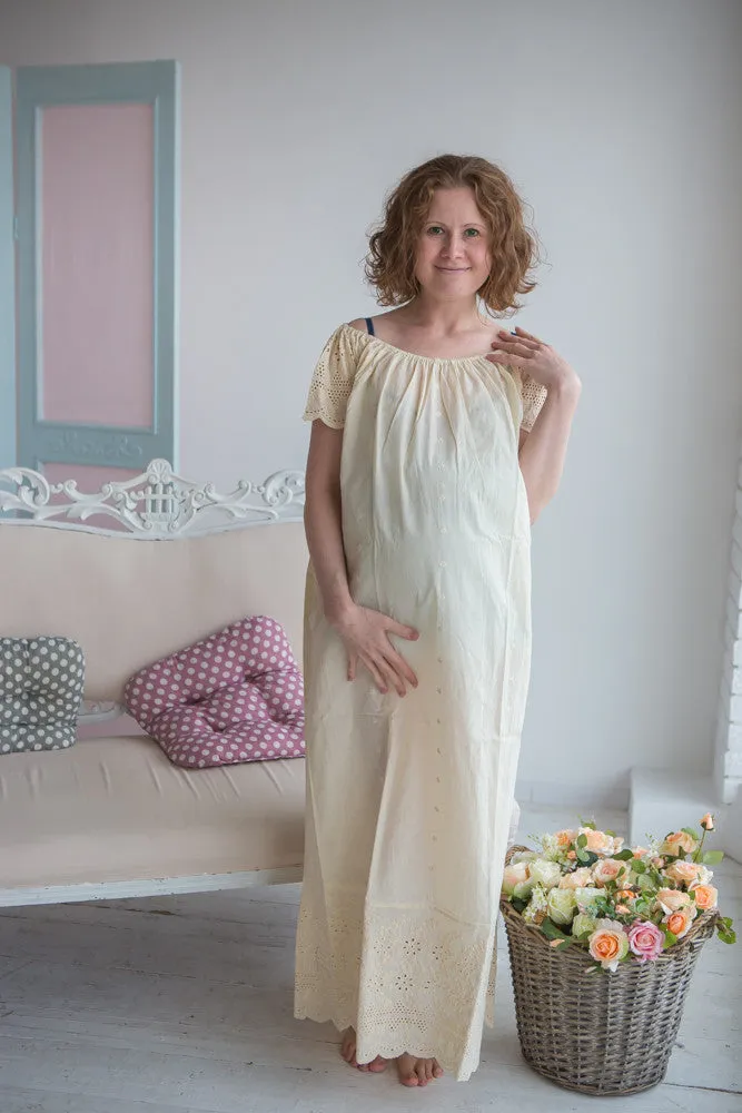 Mommies in Ivory Eyelet Night Gowns