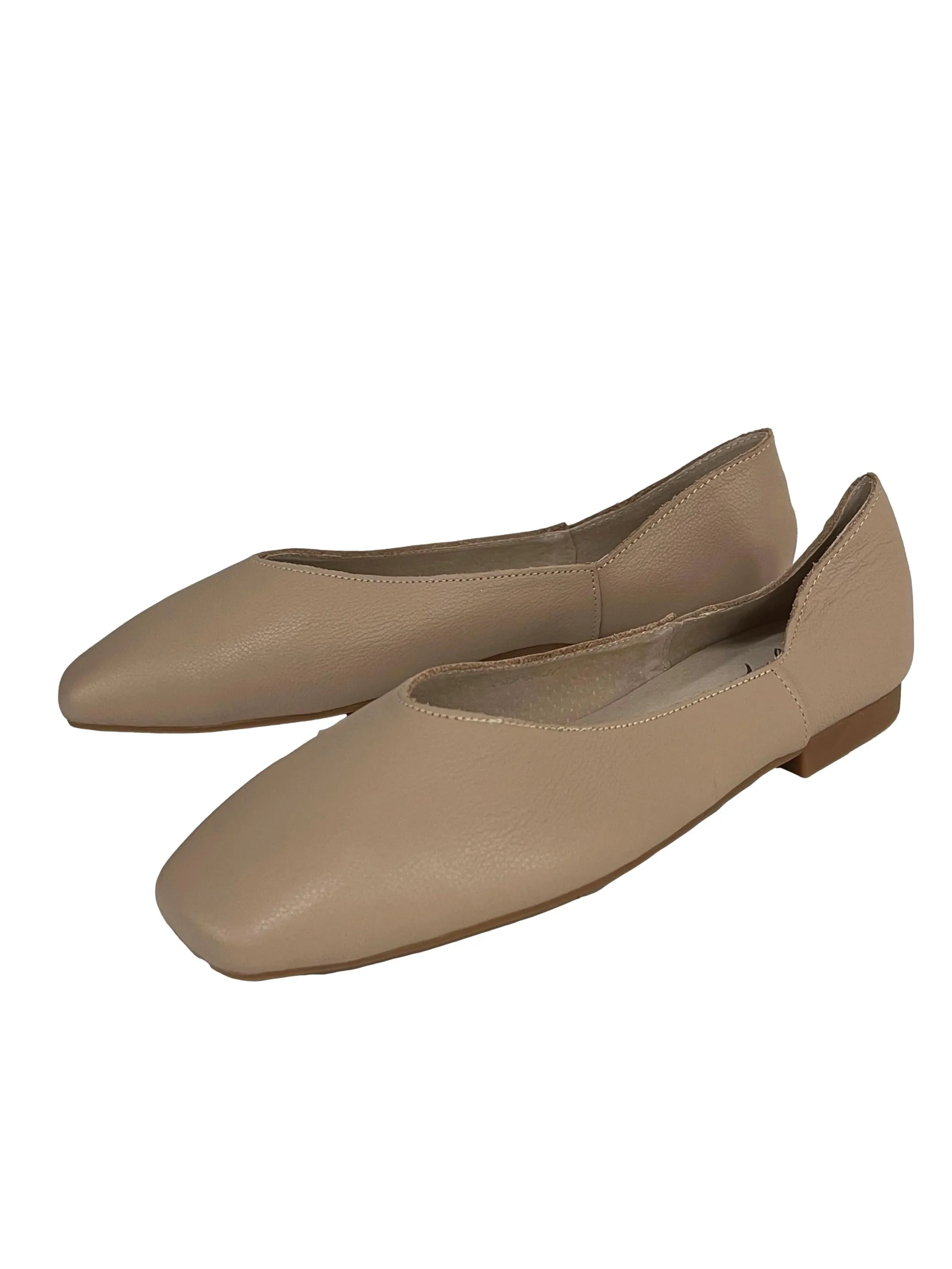 Nude Ballet Flats