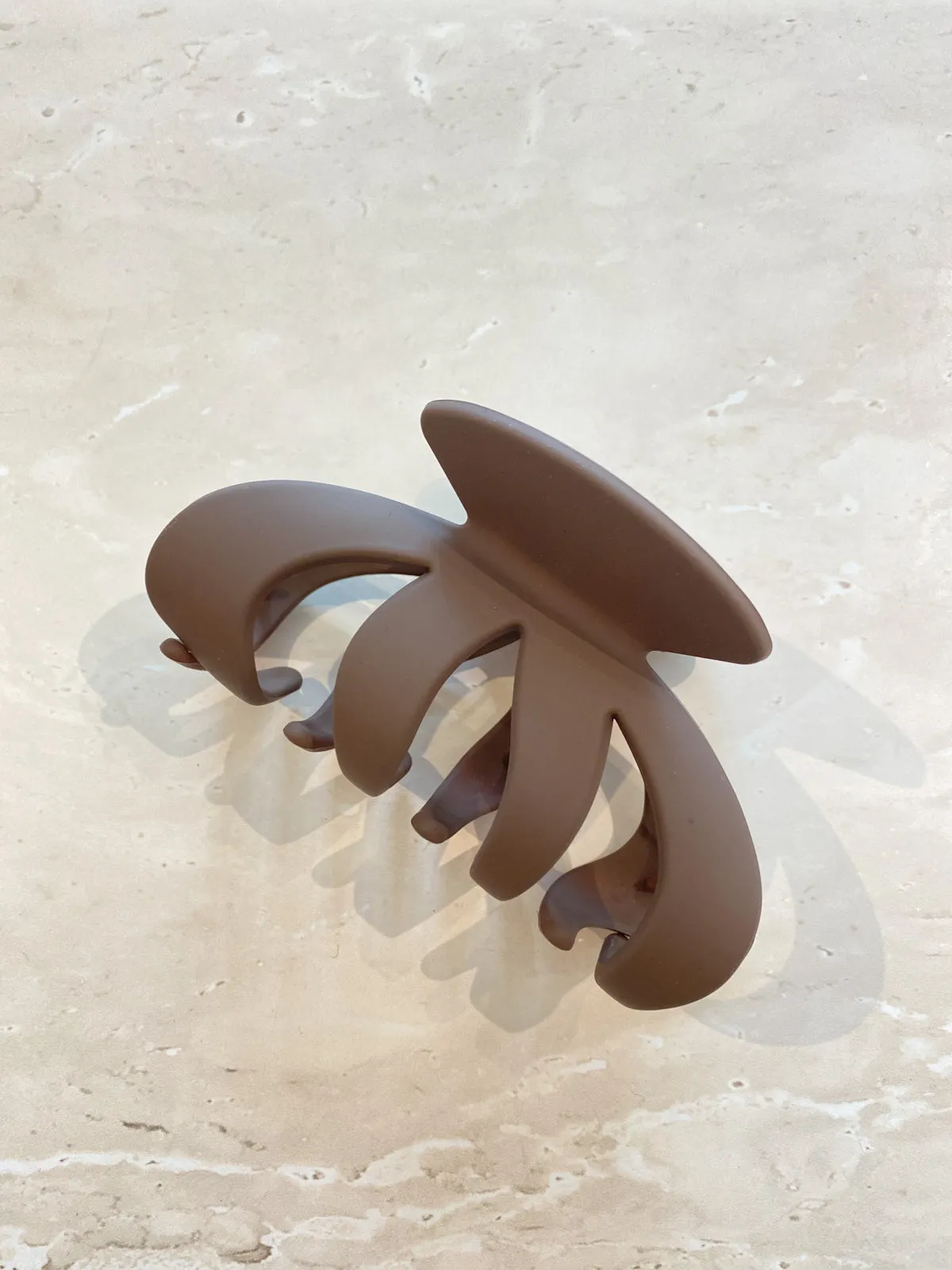 Octoclaw Hair Claw Clip in Tan