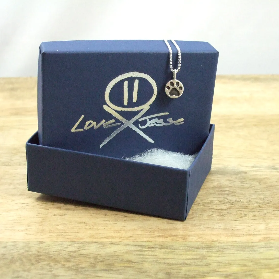 Pequeño Dog Paw Pendant with Chain