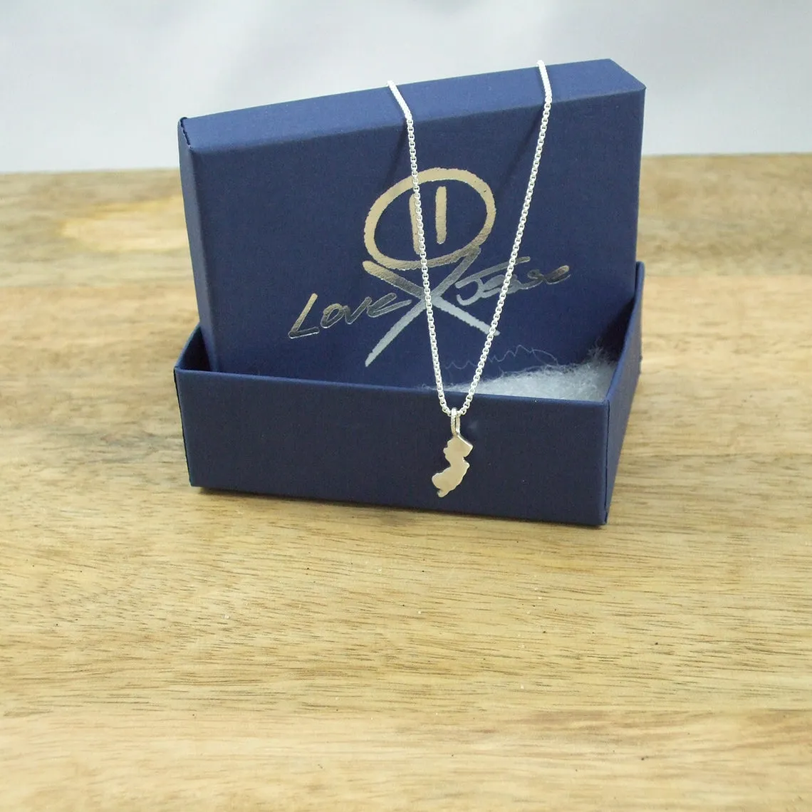 Pequeño New Jersey Pendant