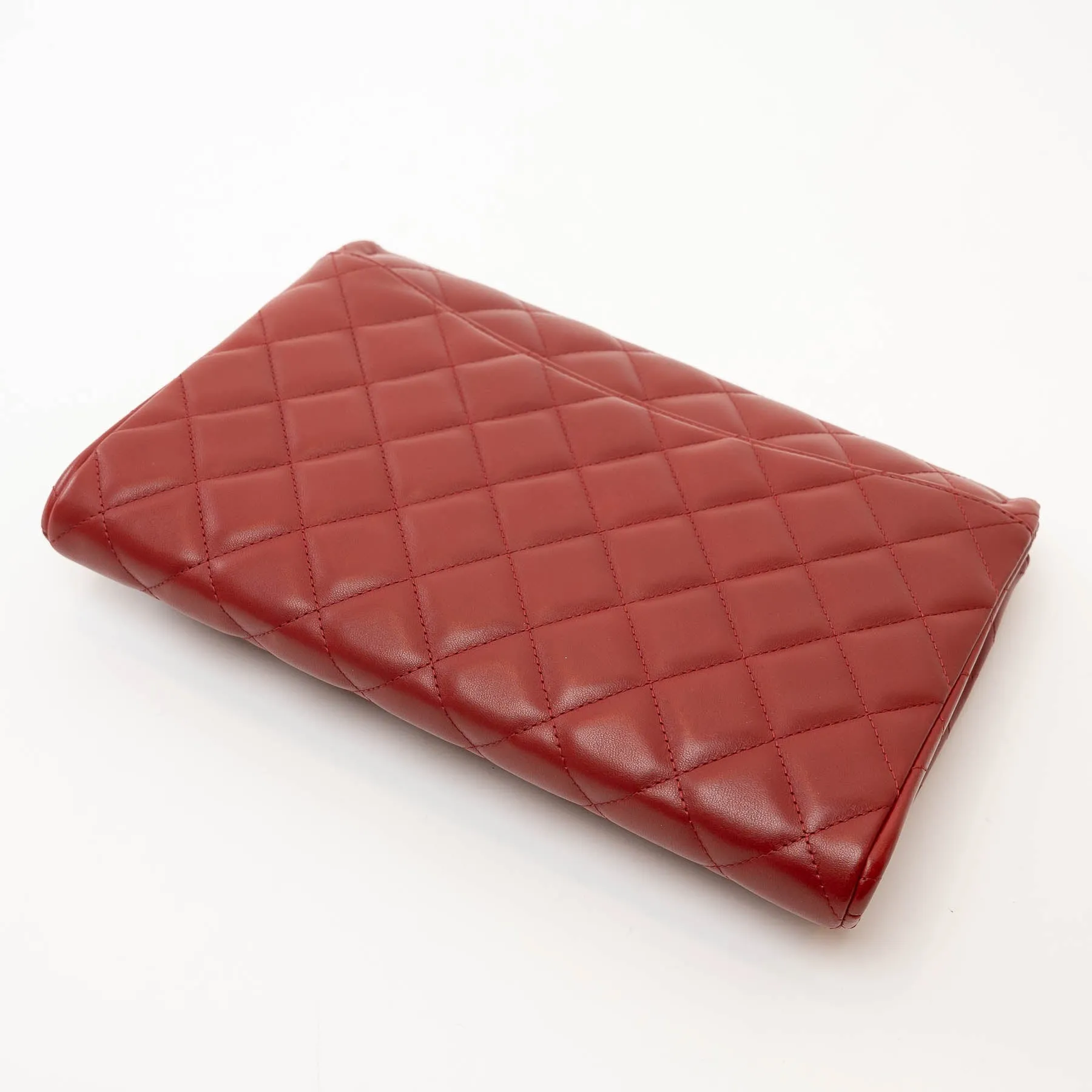 Pre-Loved Chanel™ Red Pebbled Leather Handbag
