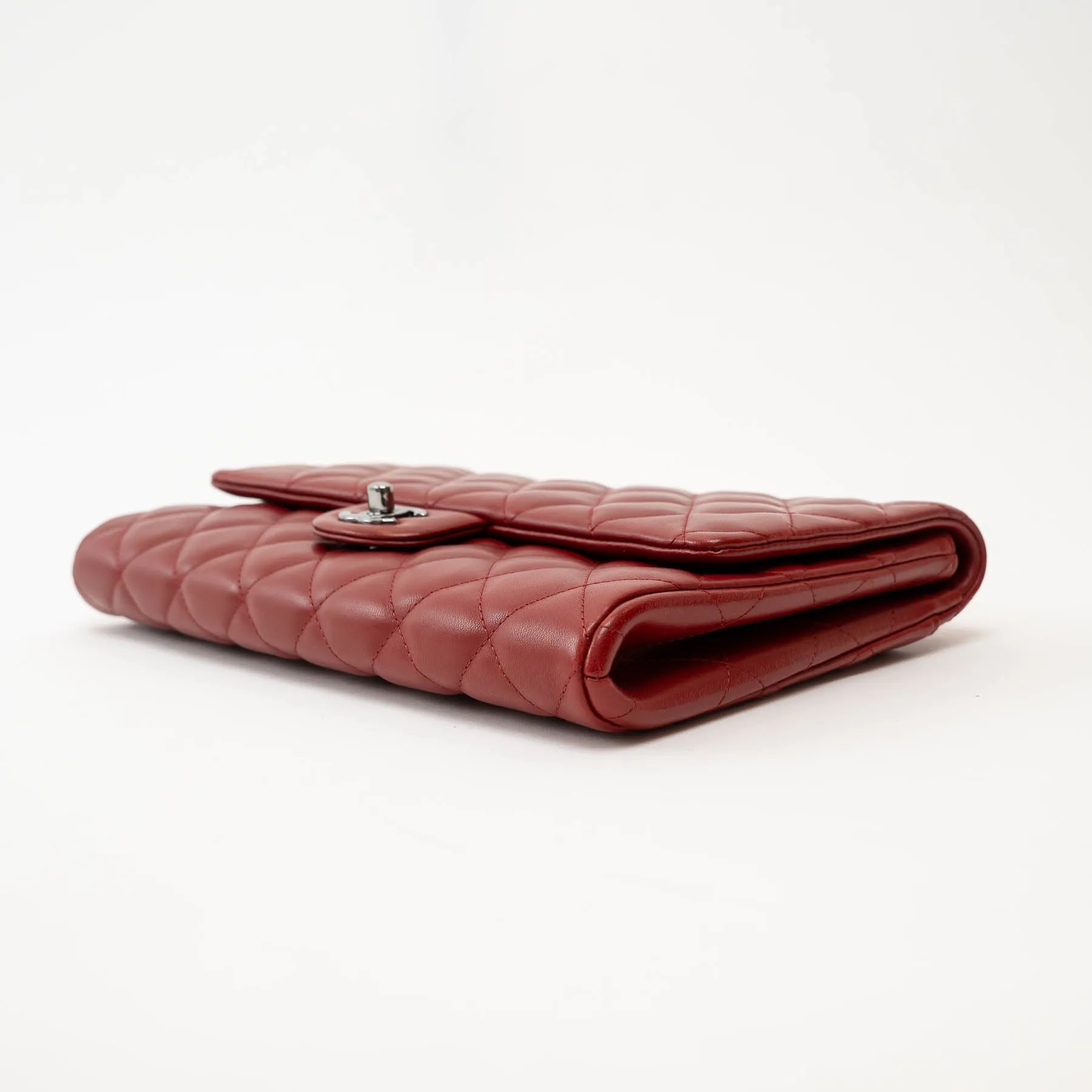 Pre-Loved Chanel™ Red Pebbled Leather Handbag
