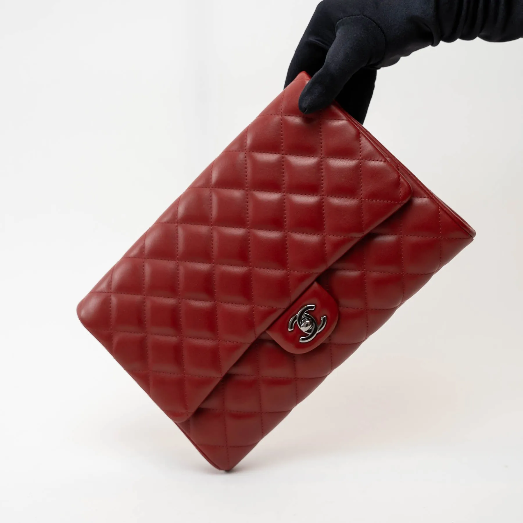 Pre-Loved Chanel™ Red Pebbled Leather Handbag