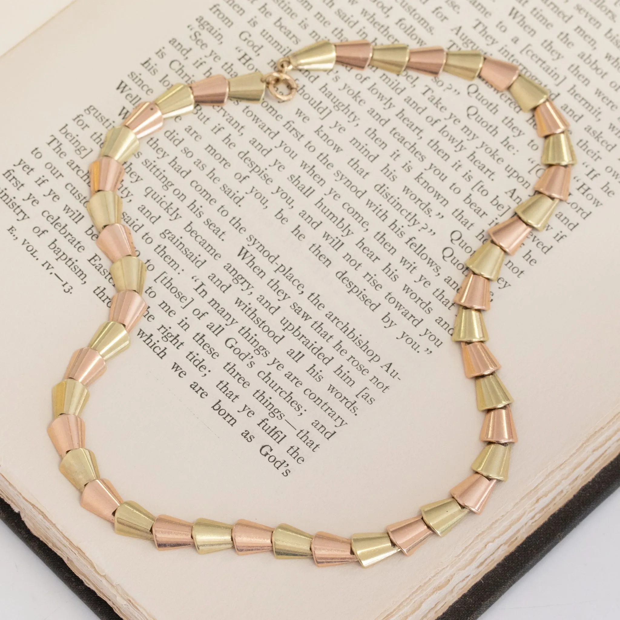 Retro Art Two-Tone Gold Necklace