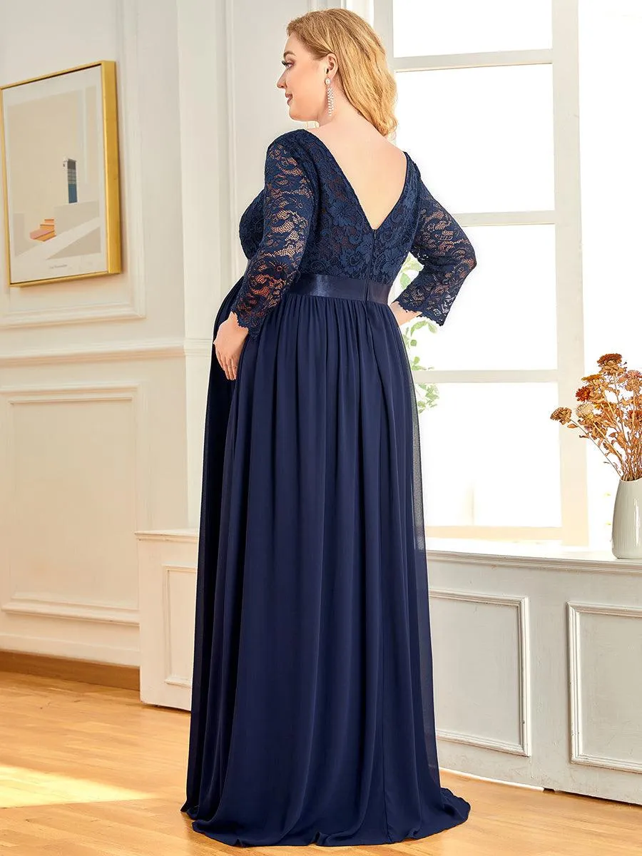 Robe de soirée glamour à demi-manches col rond et dos brodé pour maternité