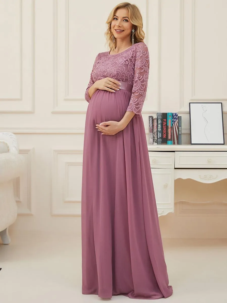 Robe de soirée glamour à demi-manches col rond et dos brodé pour maternité