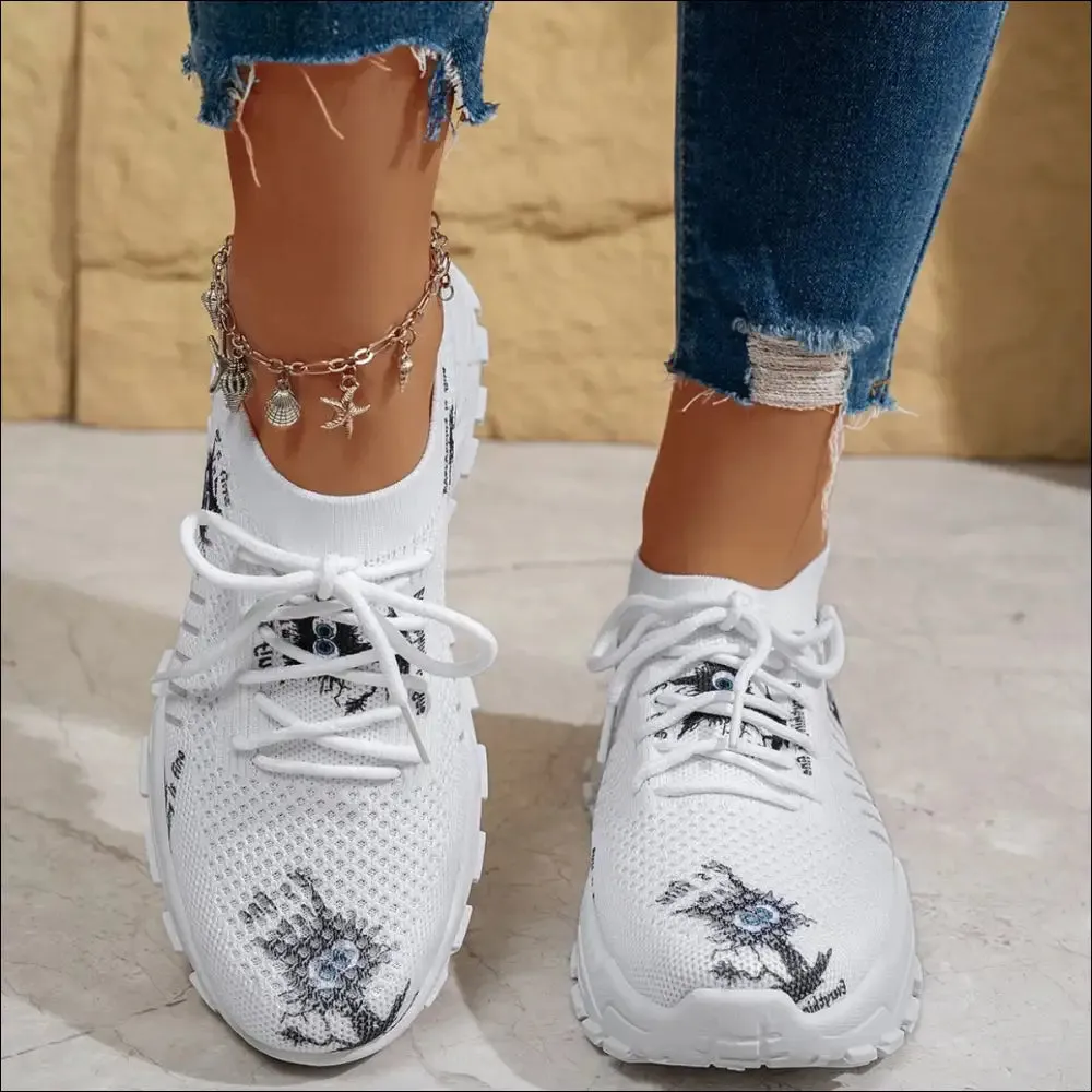 Round Toe Platform Athletic Shoes