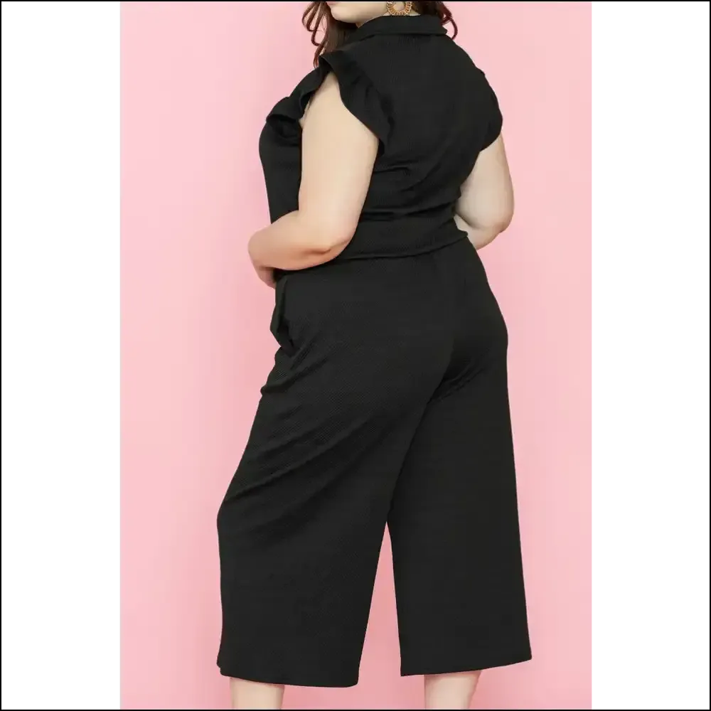Ruffled Sleeve Quarter Zip: Finally, Pants that Fit ! Needful Things 😉