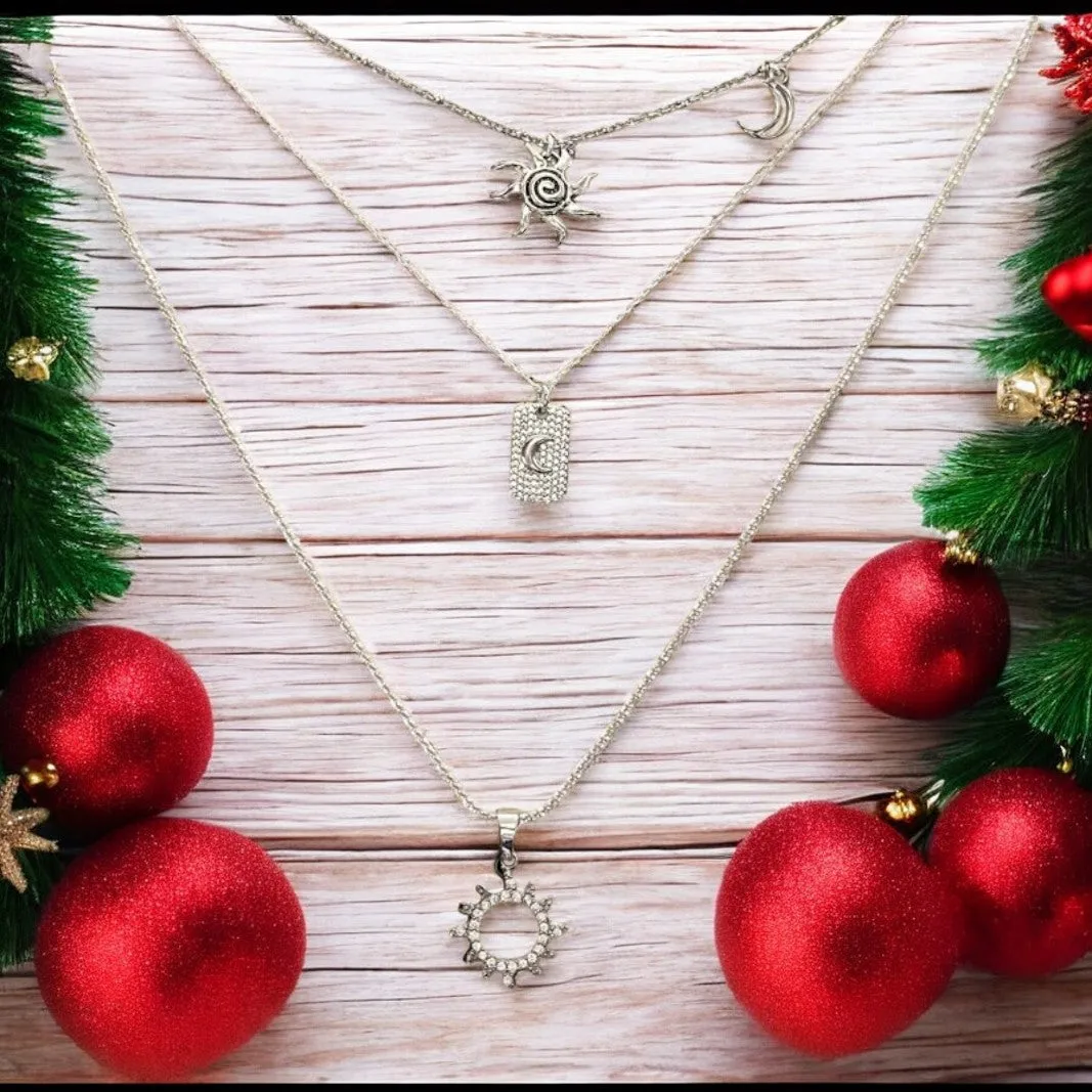 Silver Sunburst Layered Necklace Set