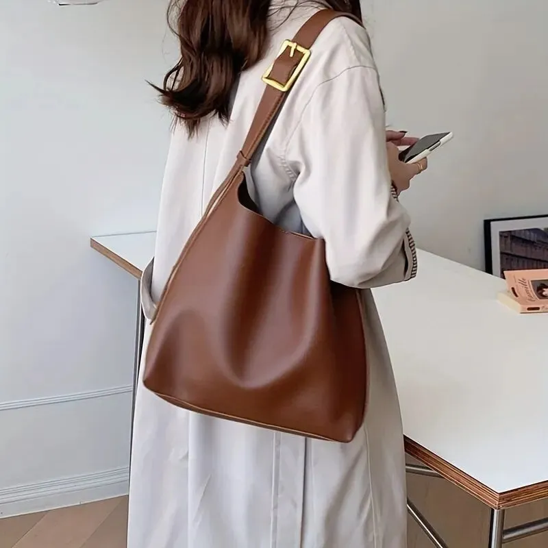 Sleek Minimalist Handbag for Every Occasion