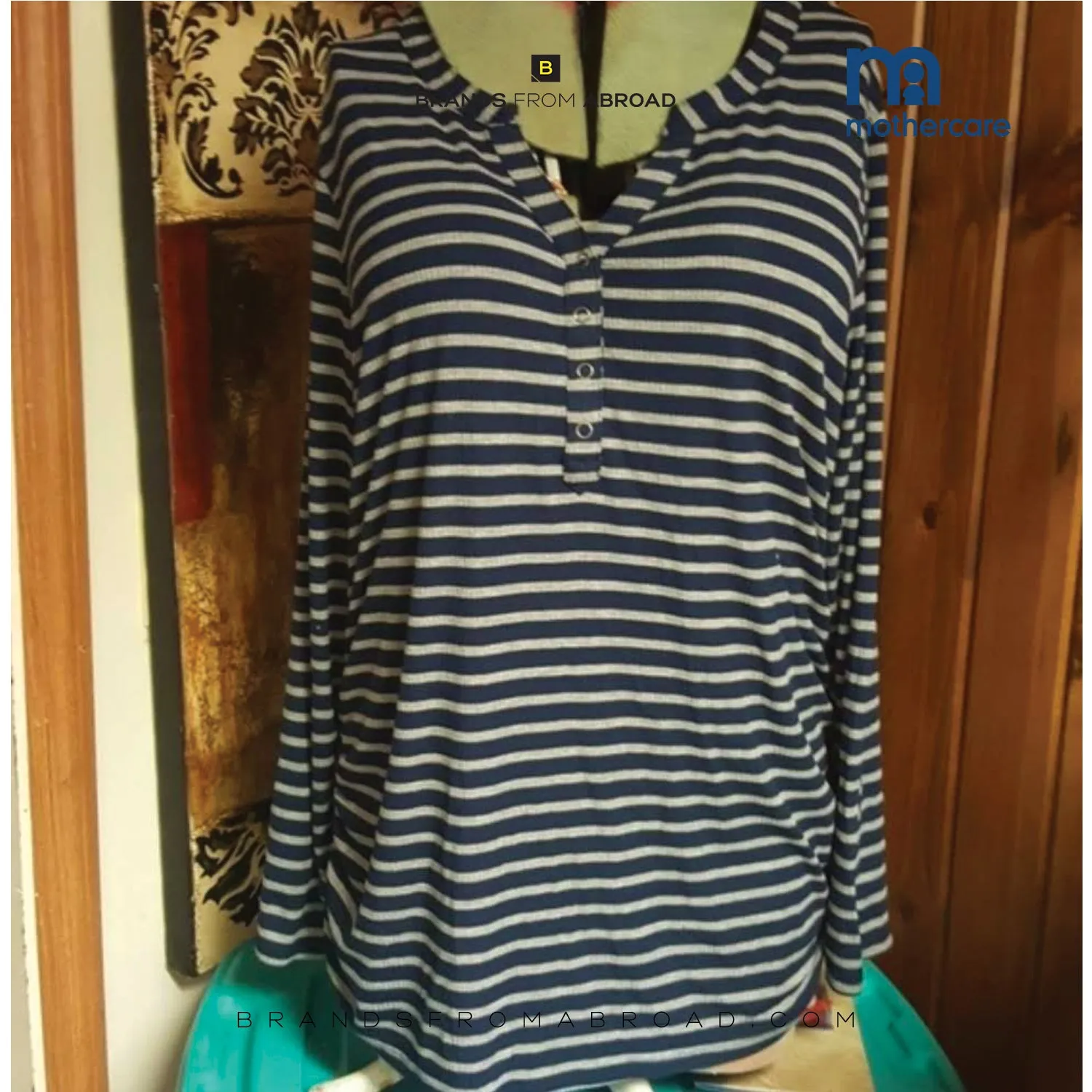 TIME & TRU MATERNITY TOP   NAVY BLUE AND GRAY STRIPS