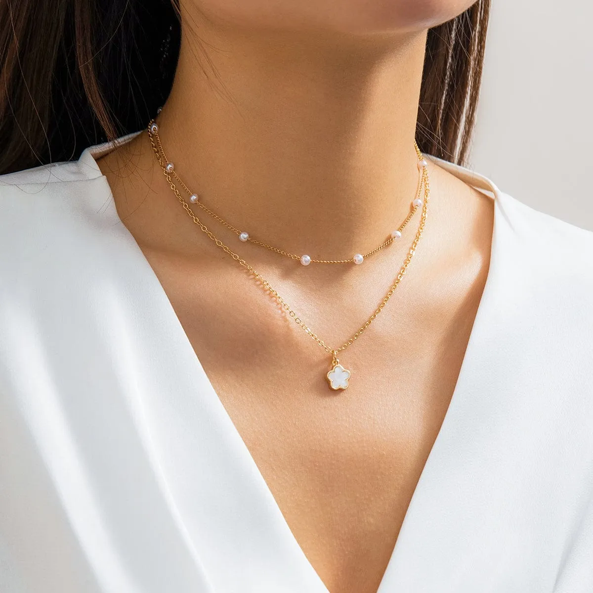 Trendy Layered Enamel Five-Pedal Flower Pendant Chain Necklace Set