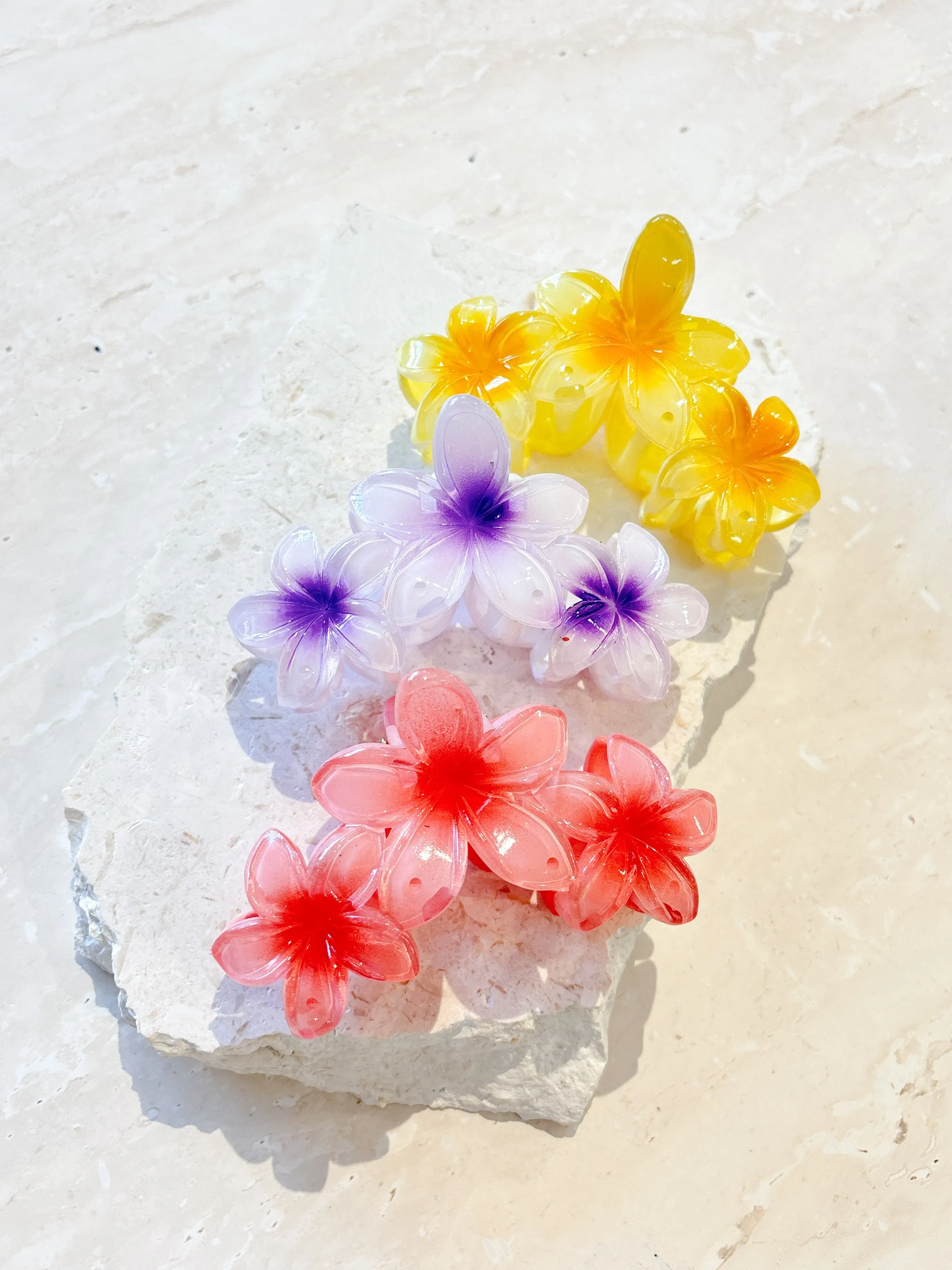 Triple Hawaiian Flower Claw Clip (3col)