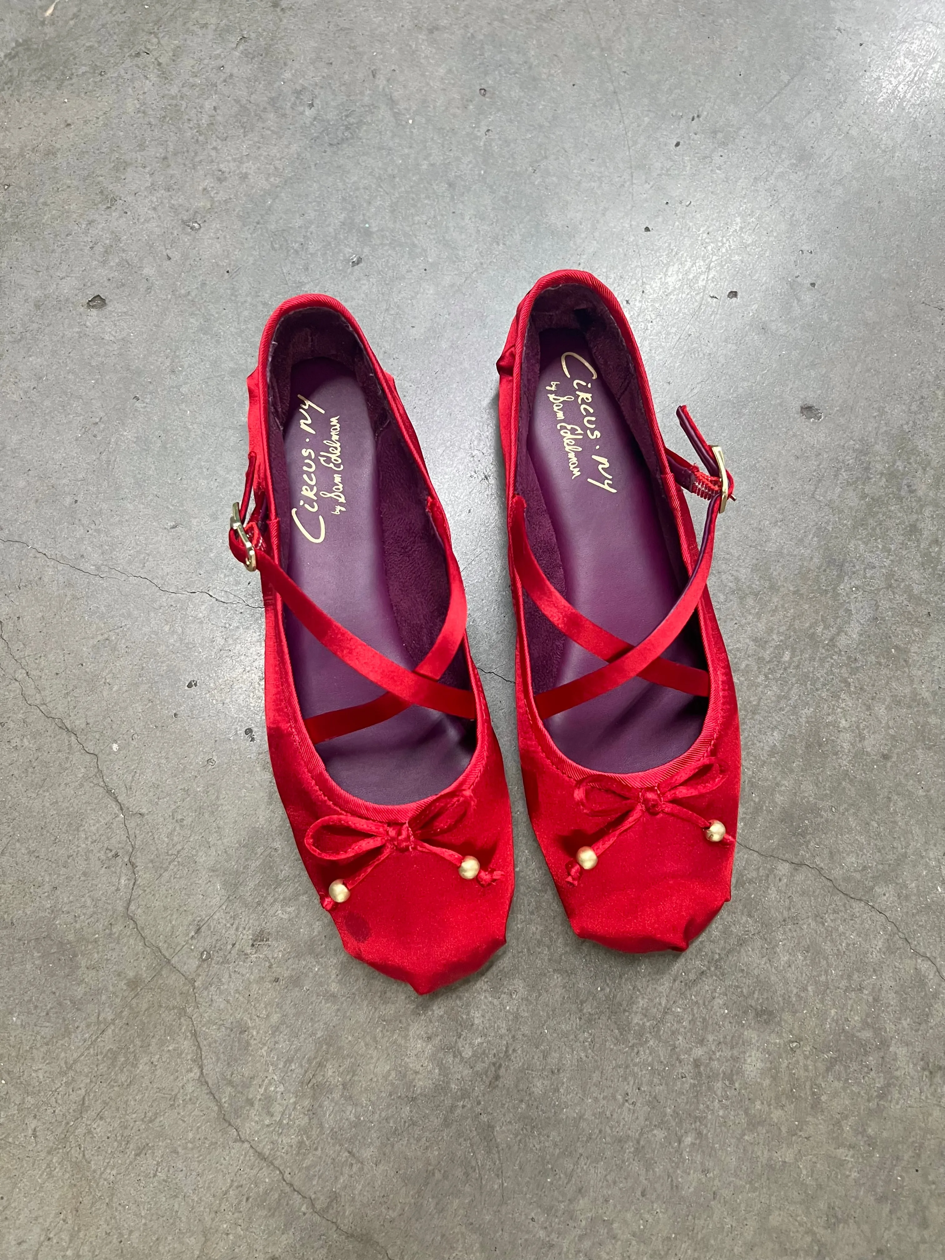 Vintage ballet flats