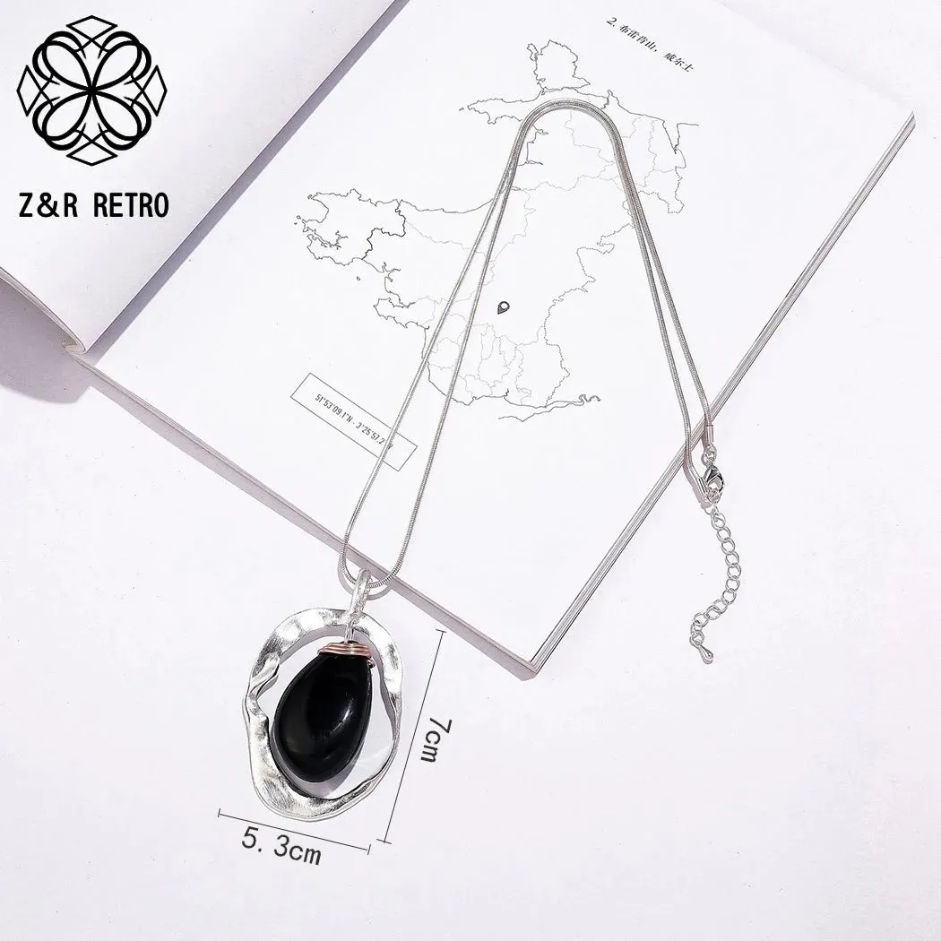 Vintage Statement Collar Chain Geometry Necklace with Stone Bead Valentines Day Pendant
