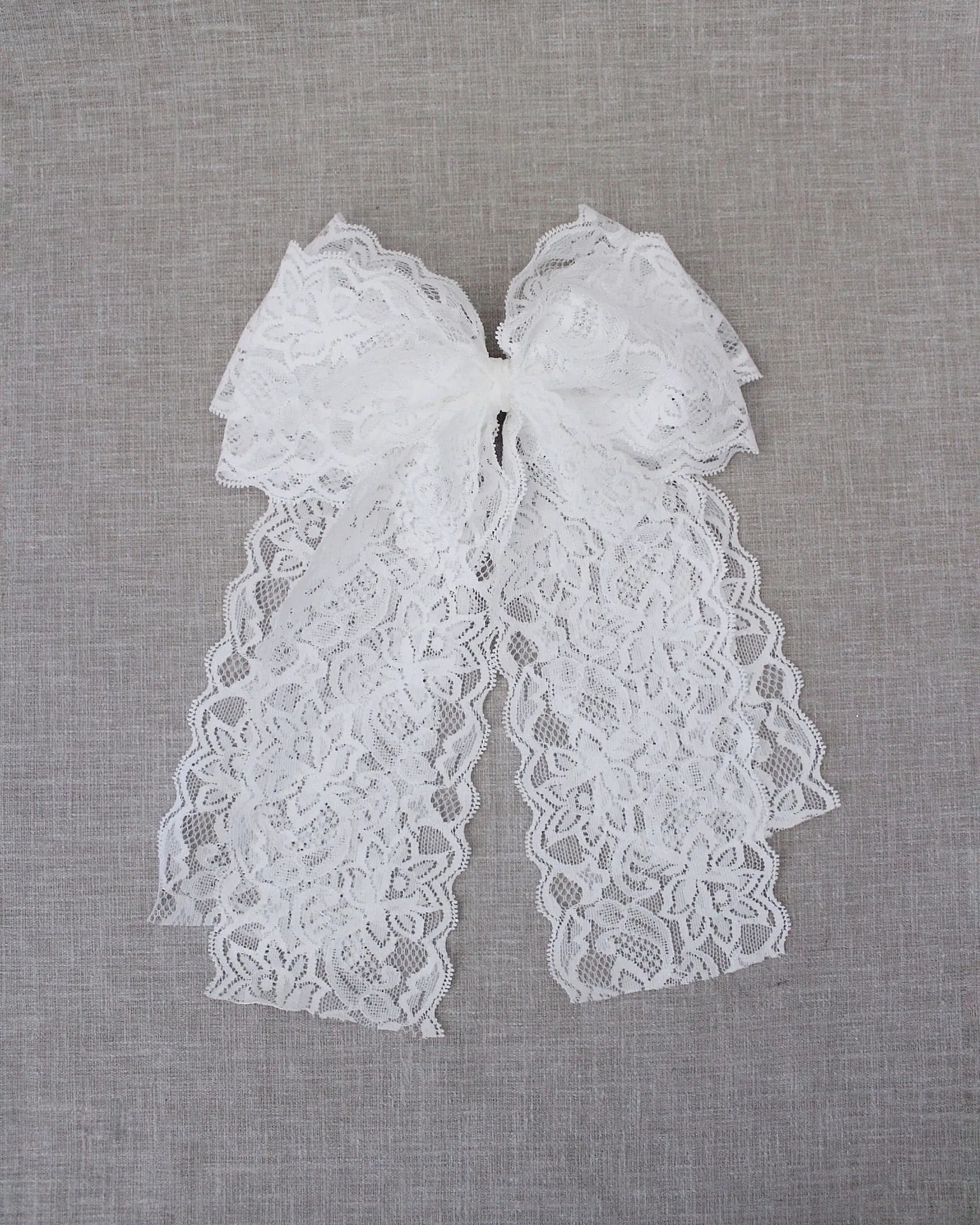 White Oversized Vintage Lace Bow Hair Barrette for Girls