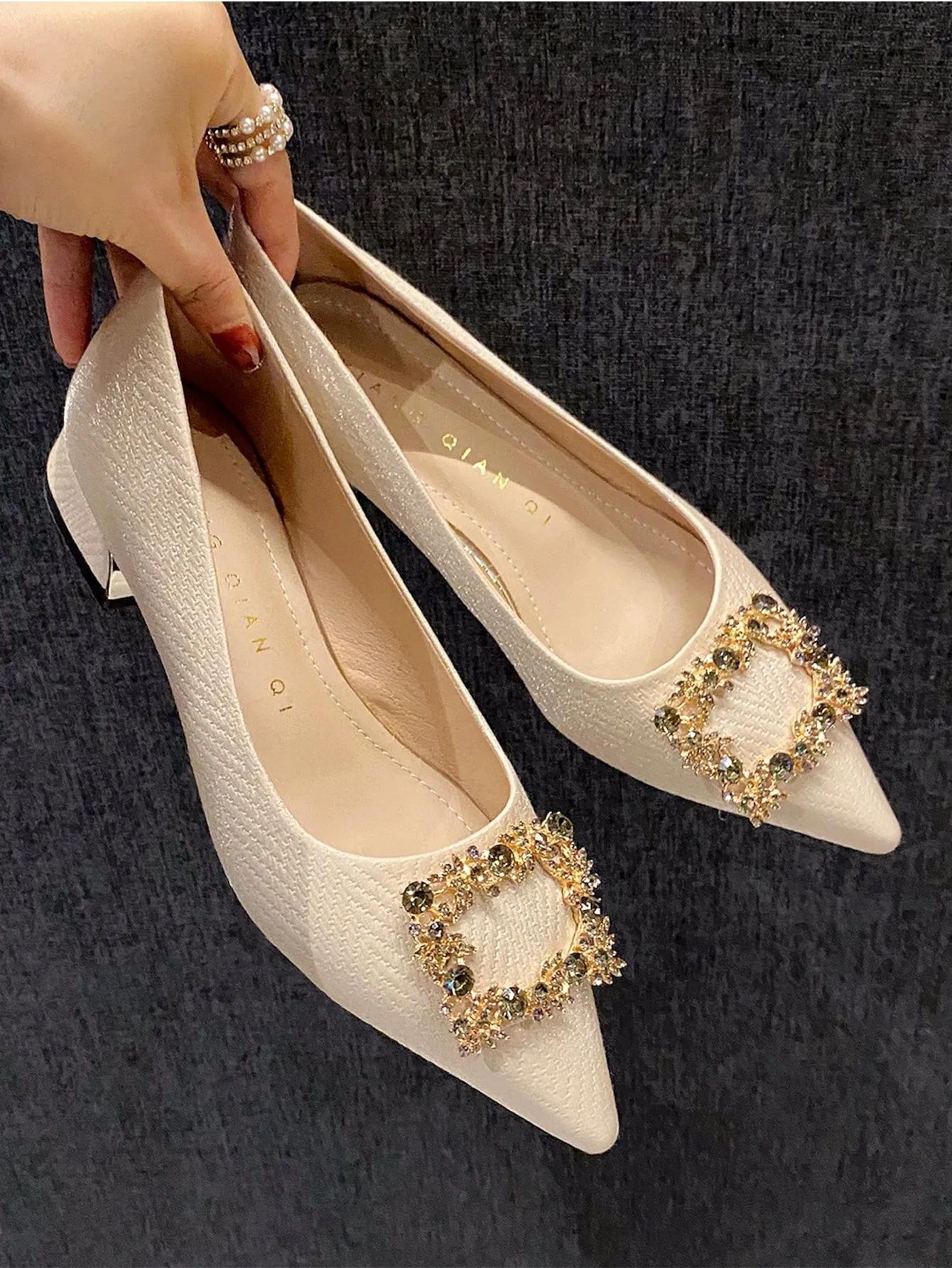 Women Rhinestone Metal Decor Flats, Fashionable Point Toe Flats