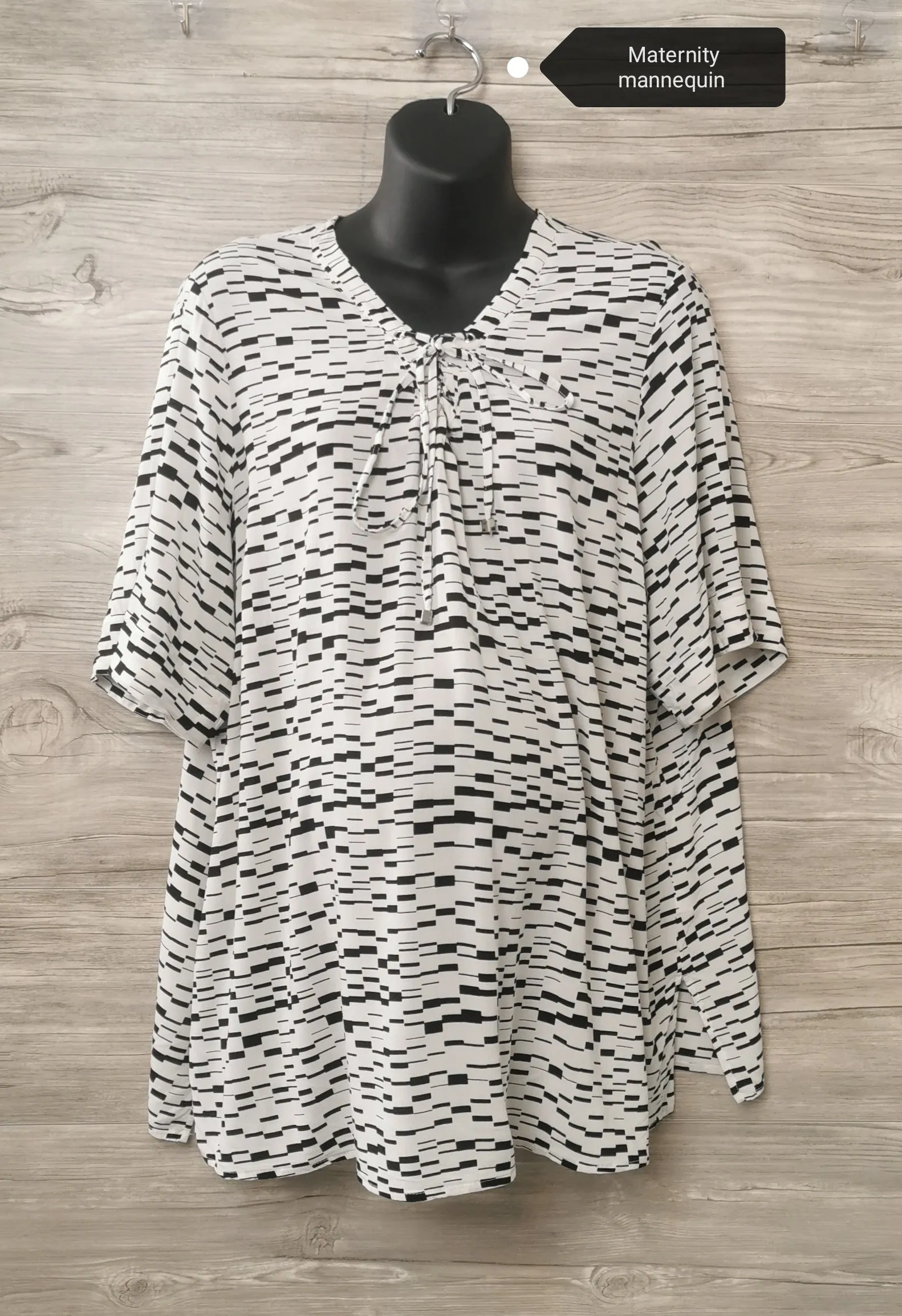 WOMENS PLUS SIZE 2XL - PENNINGTONS, Soft & Flowy Dress Top EUC B46