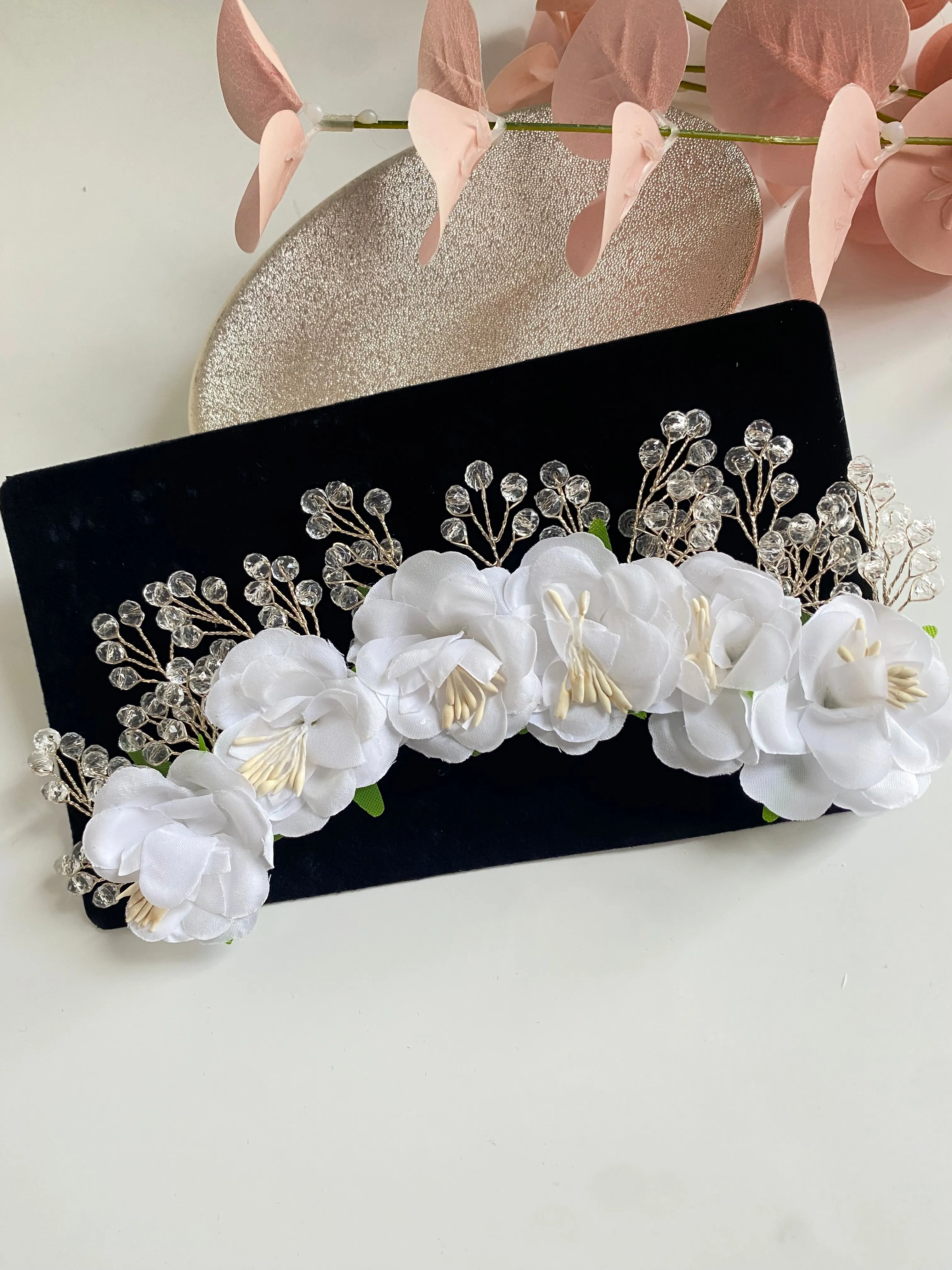 Zinat White Flower Hair Gajra